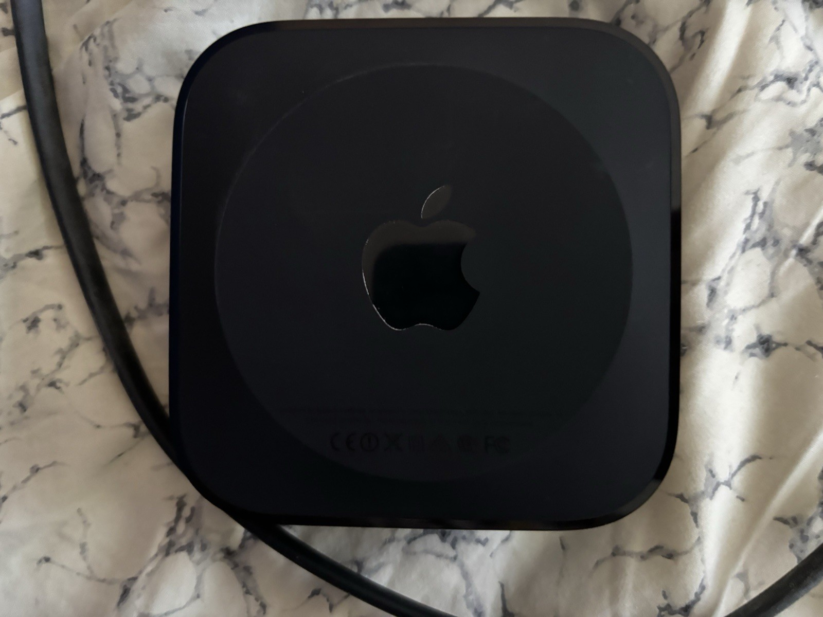 Apple TV 4th Gen 64GB 1080p Media Streamer Wi-Fi HDMI Ethernet A1625