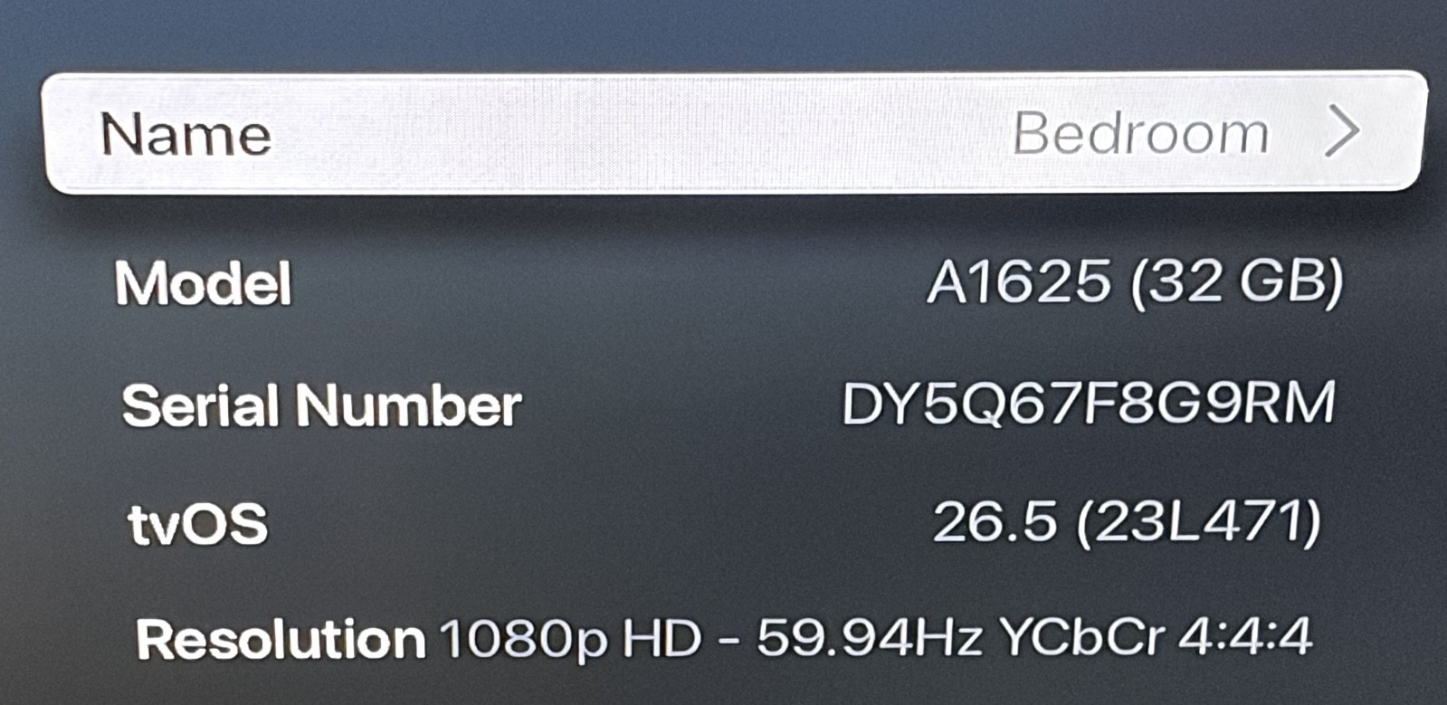 Apple TV HD 32GB (4th Generation) Model A1625 MGY52LL/A – w/ Remote & Cable