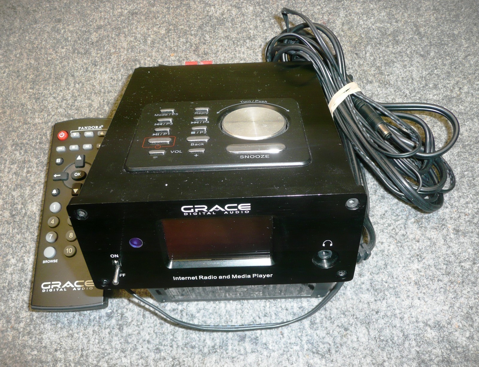 Grace Digital internet radio GDI-IRMS300 media player Pandora web audio aux in