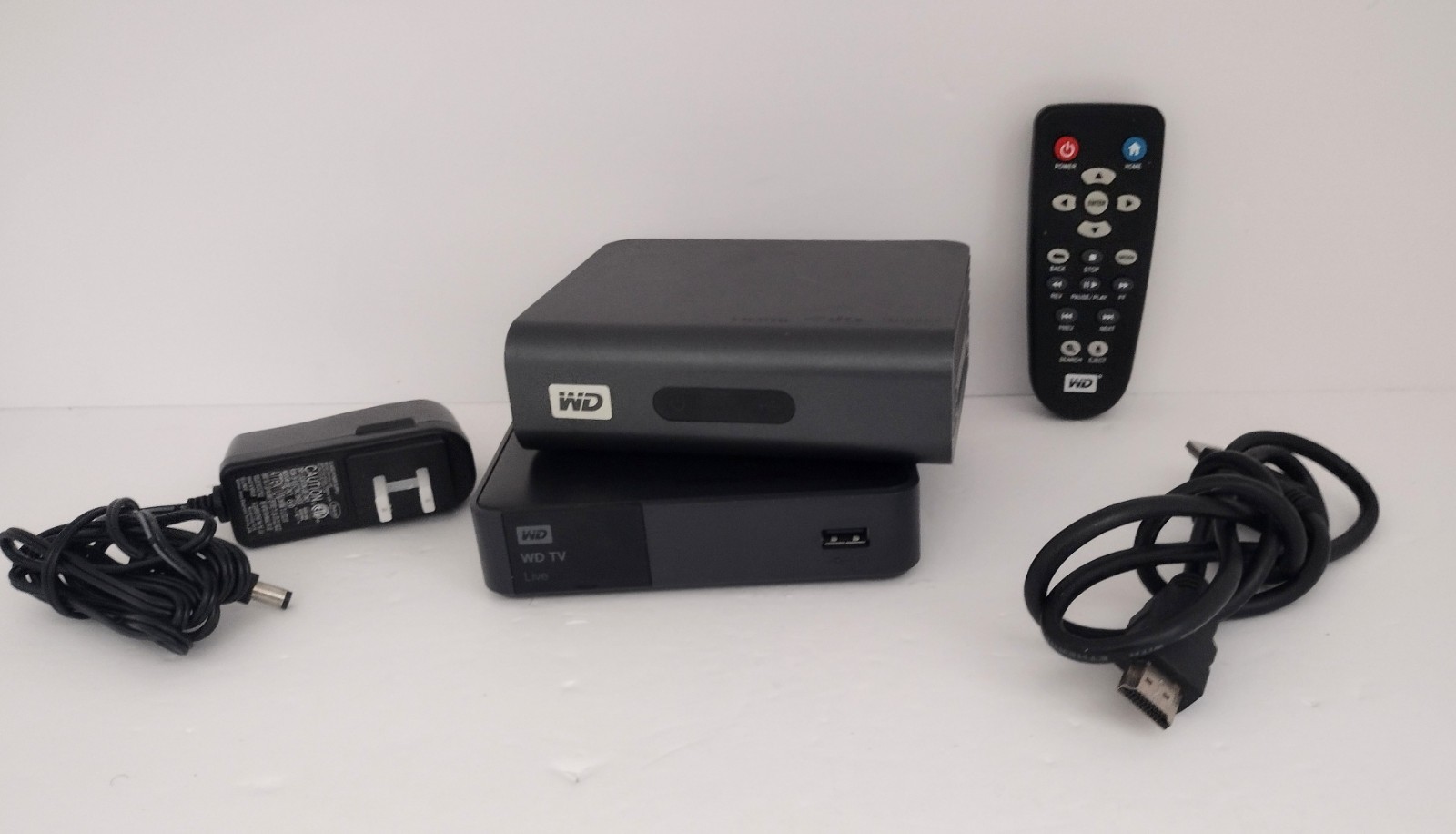Lot Of 2 Western Digital WD TV Live Plus HD Media Player Streamer HDMI 1080P