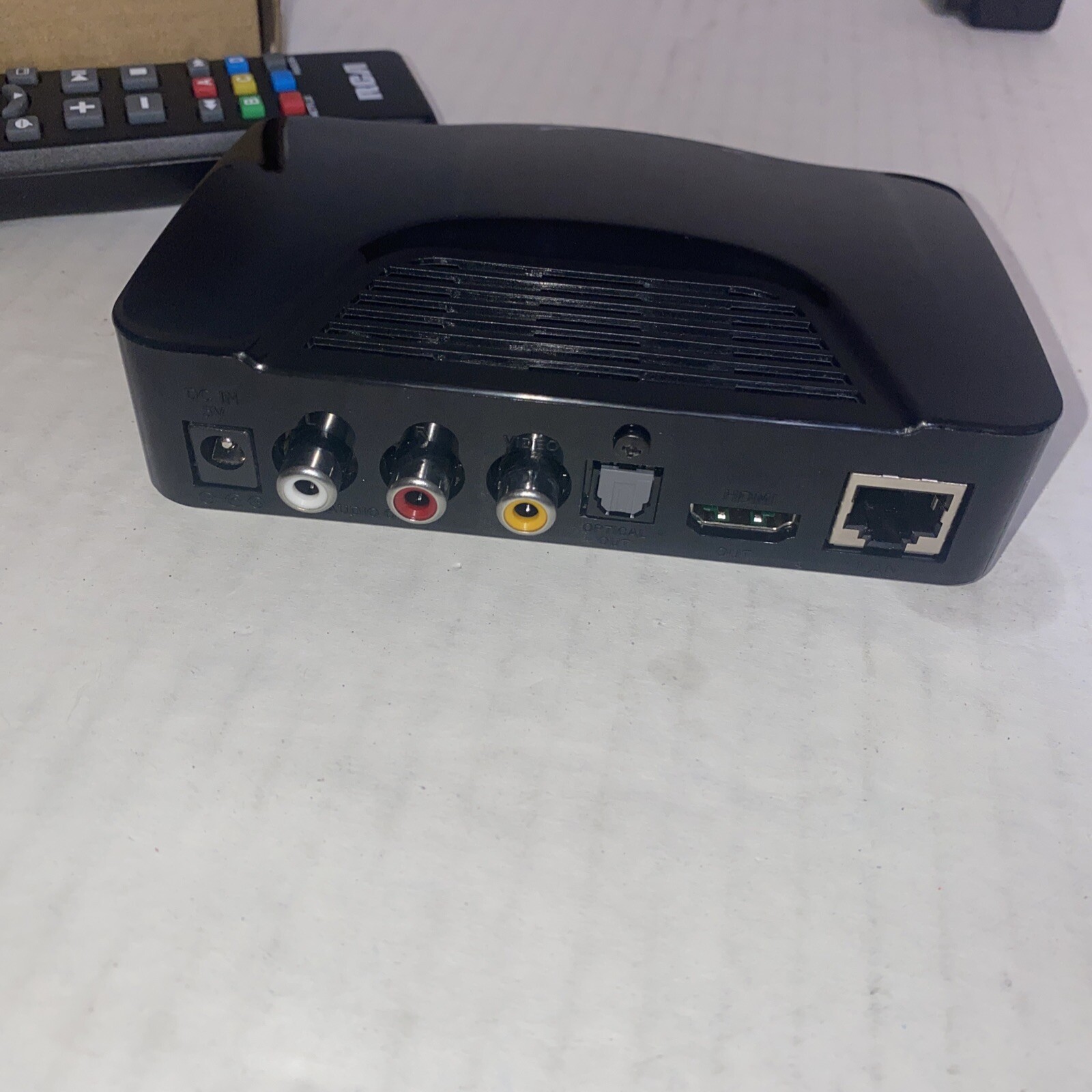 Nearly New RCA DSB778W Streaming Media Player Color: Black