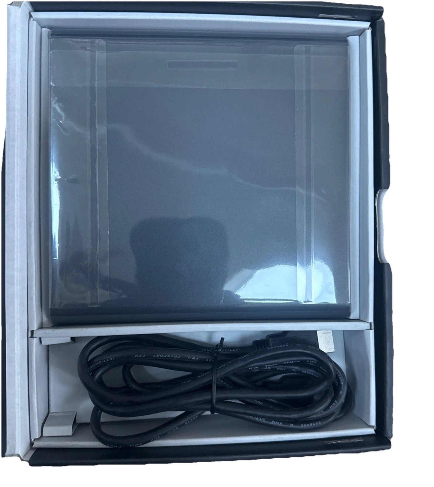 AT&T DirectTV Stream Box Model C71KW-400 w/ Remote HDMI Cable Power Supply