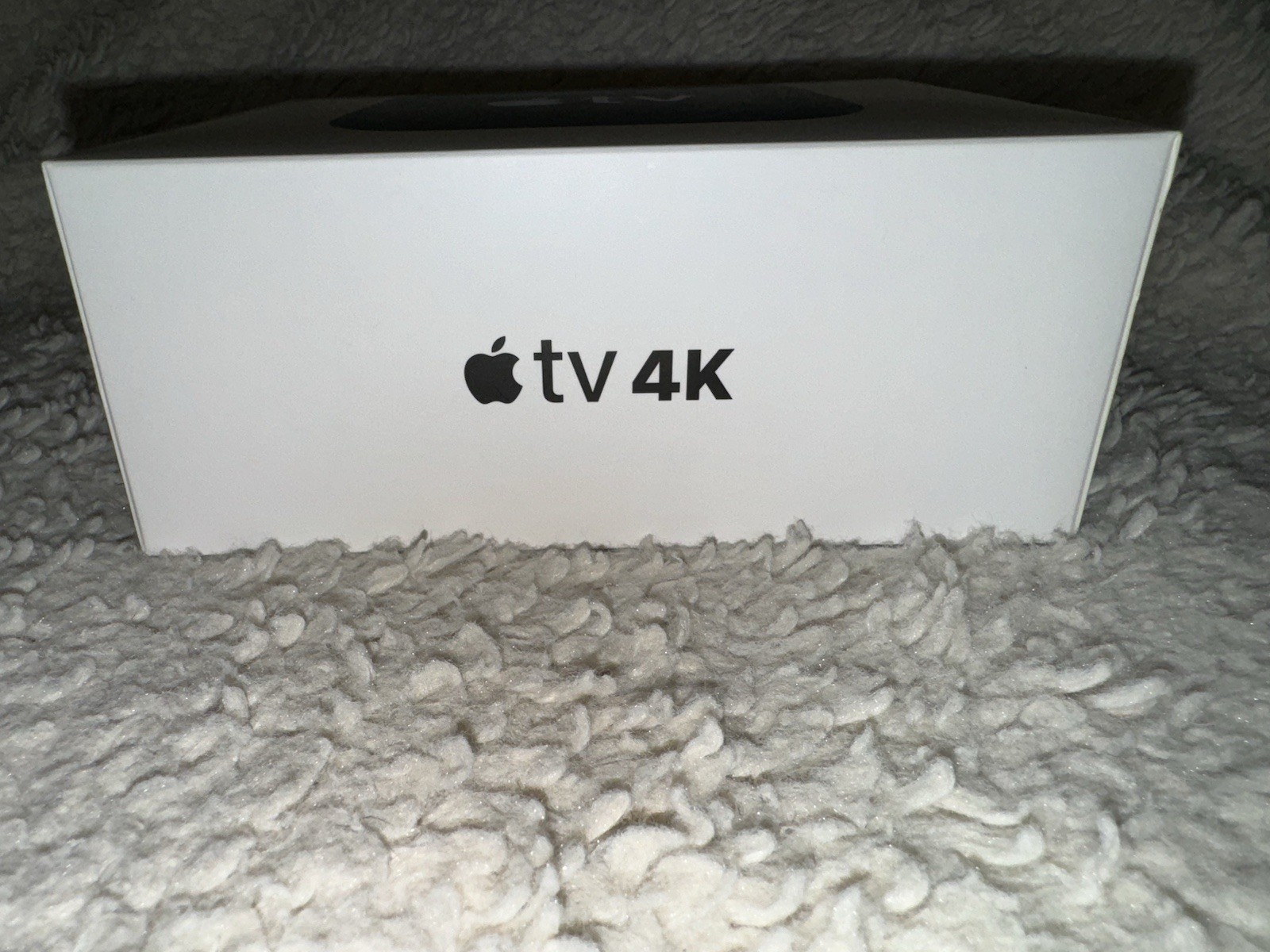 *EMPTY BOX ONLY* APPLE TV 4K HDR Media 1st Generation MQD22LL/A – A1842 32GB
