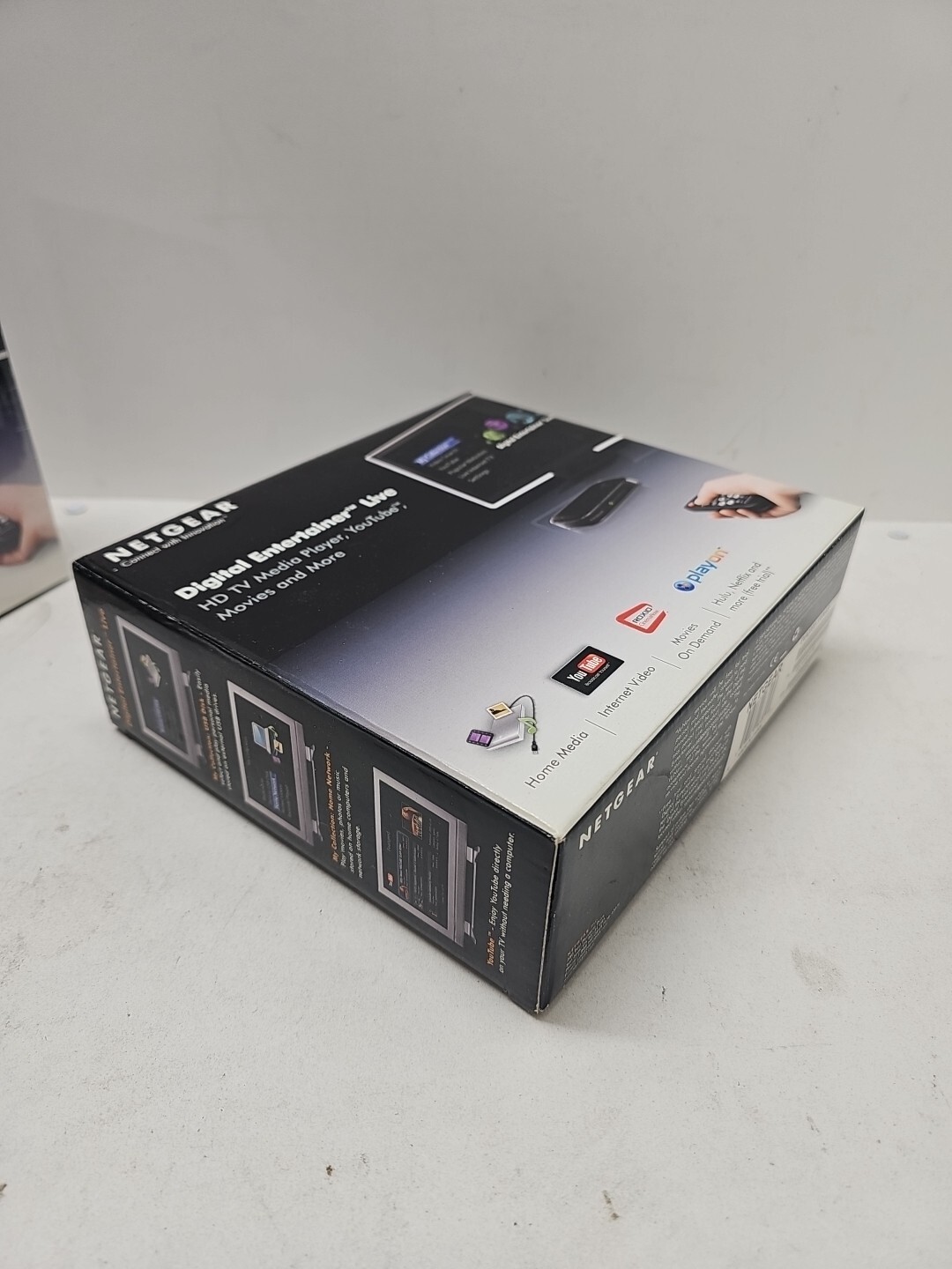 NetGear Digital Entertainer Live Digital HD Media Streamer (A1)
