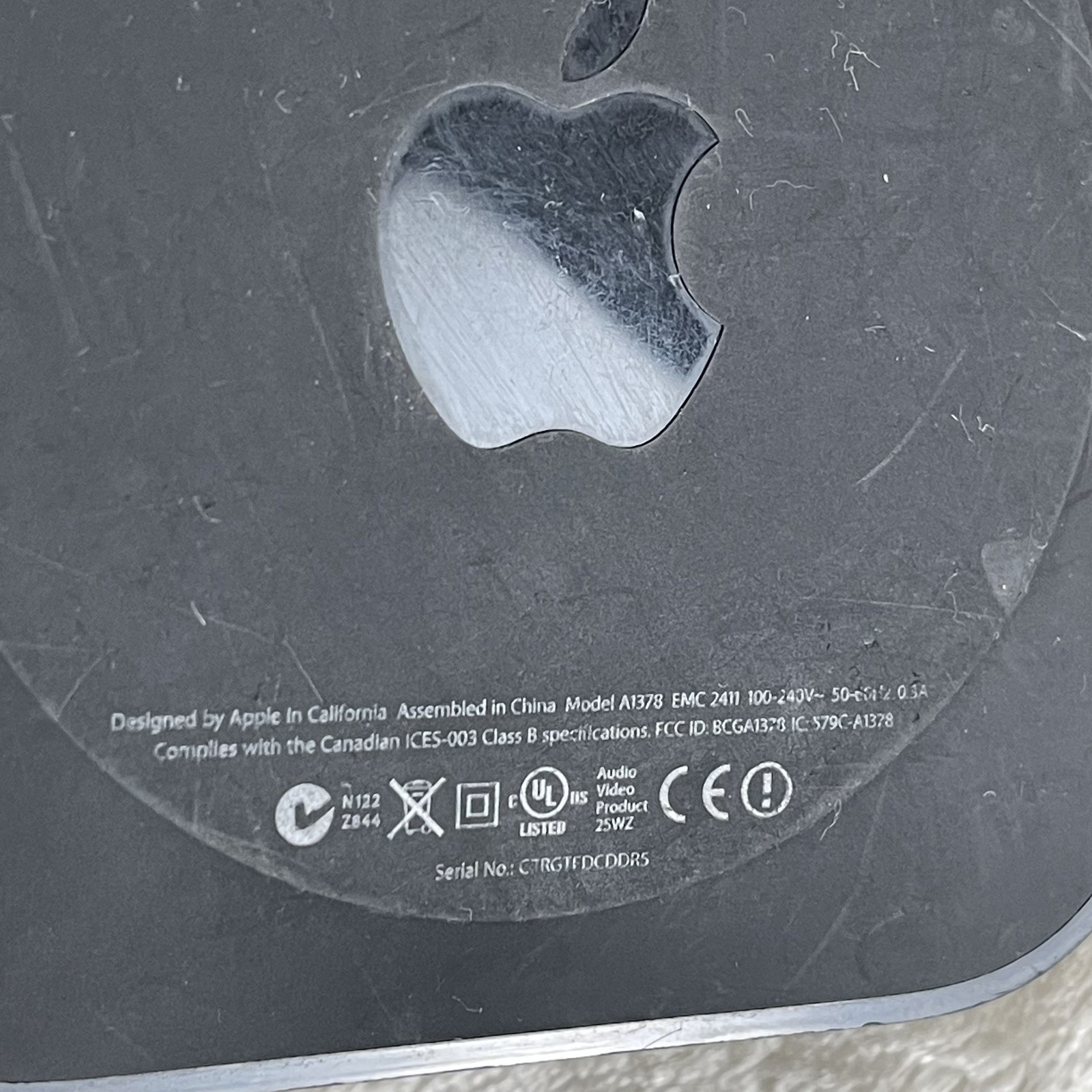 Apple TV A1378 2nd Gen Wireless HD Media Streamer Device