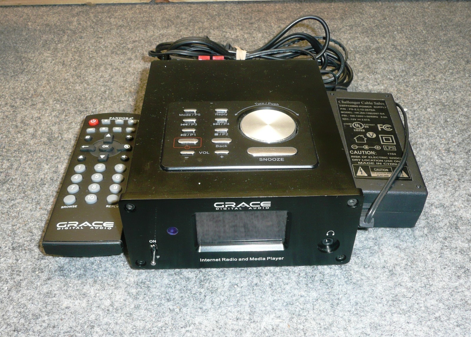 Grace Digital internet radio GDI-IRMS300 media player Pandora web audio aux in
