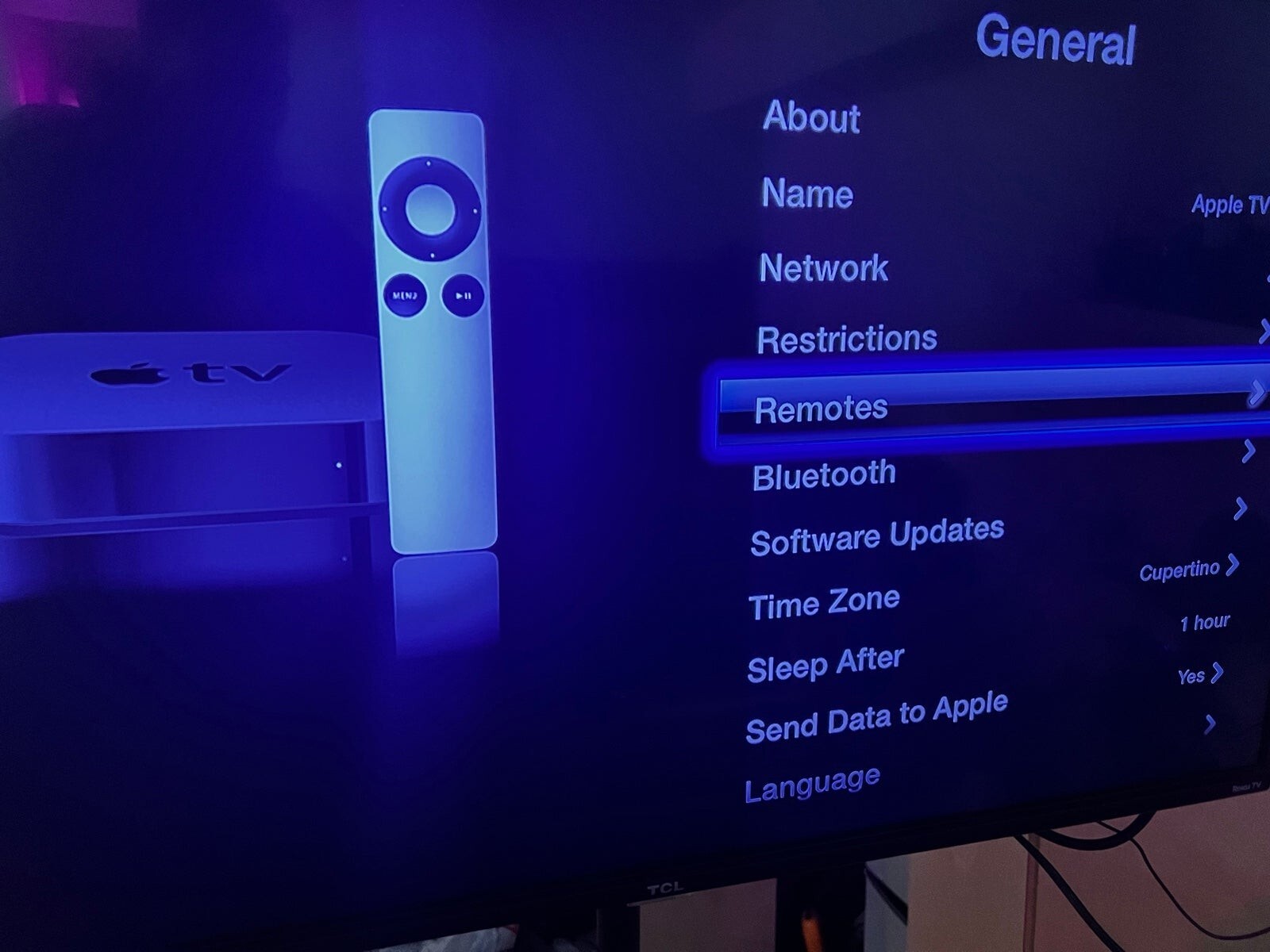 Apple TV (2nd Gen) MC572LL/A 8GB Media Streamer A1378 Black