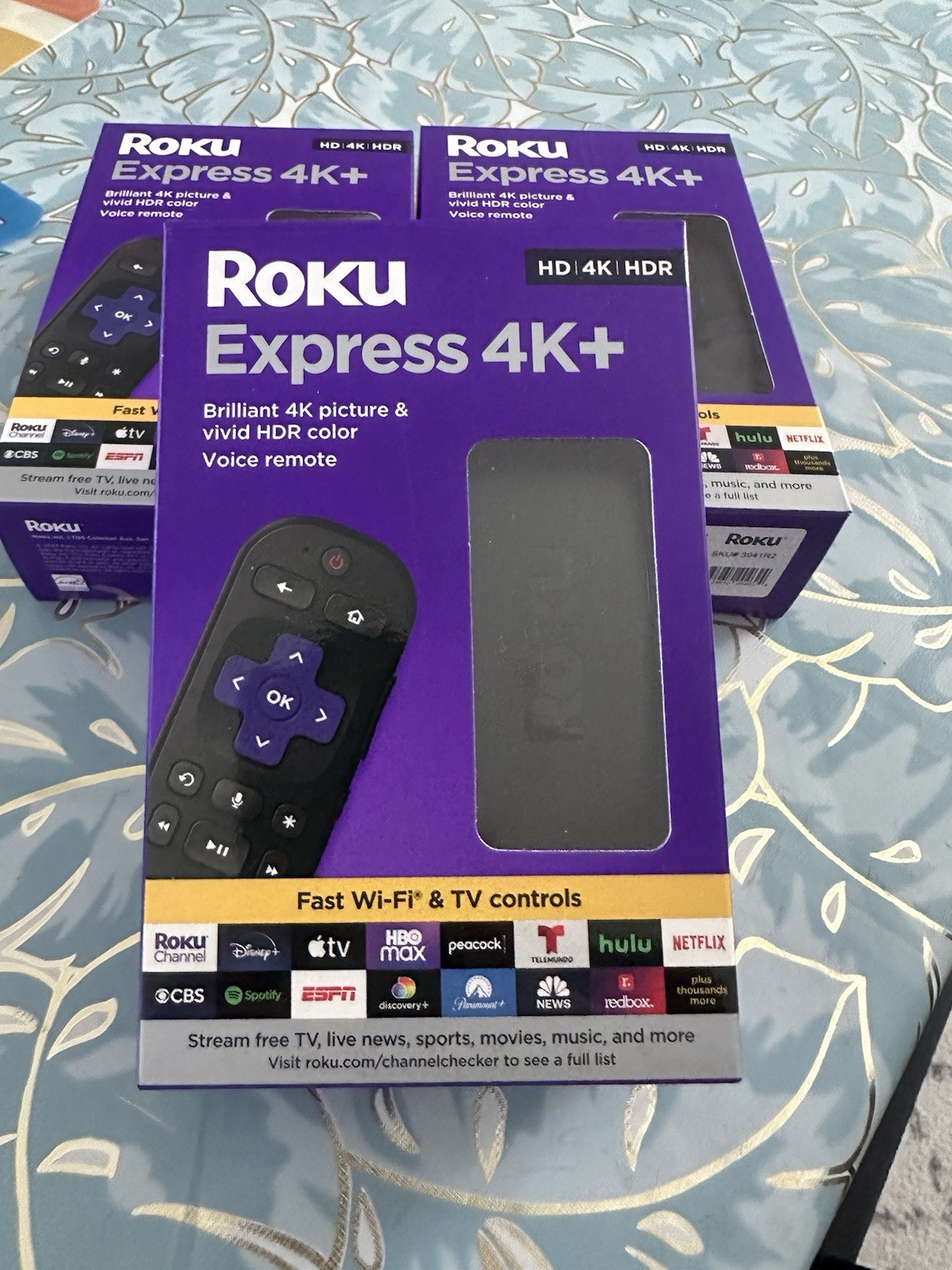 Roku Express 4K+ Streaming Media Player Power Adapter HDM HDMI Cable Remote