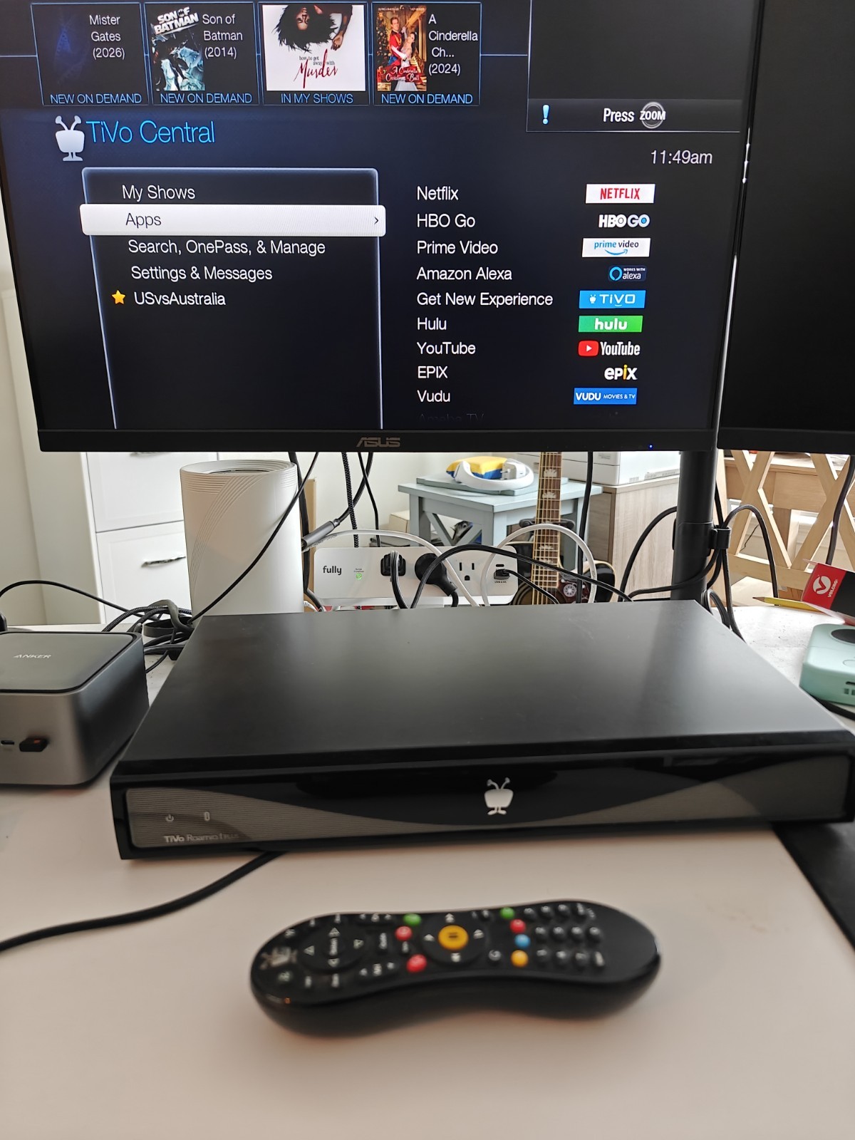 TiVo Roamio Plus 1TB HD DVR 6-Tuners – LIFETIME / ALL-IN SERVICE – TCD848000