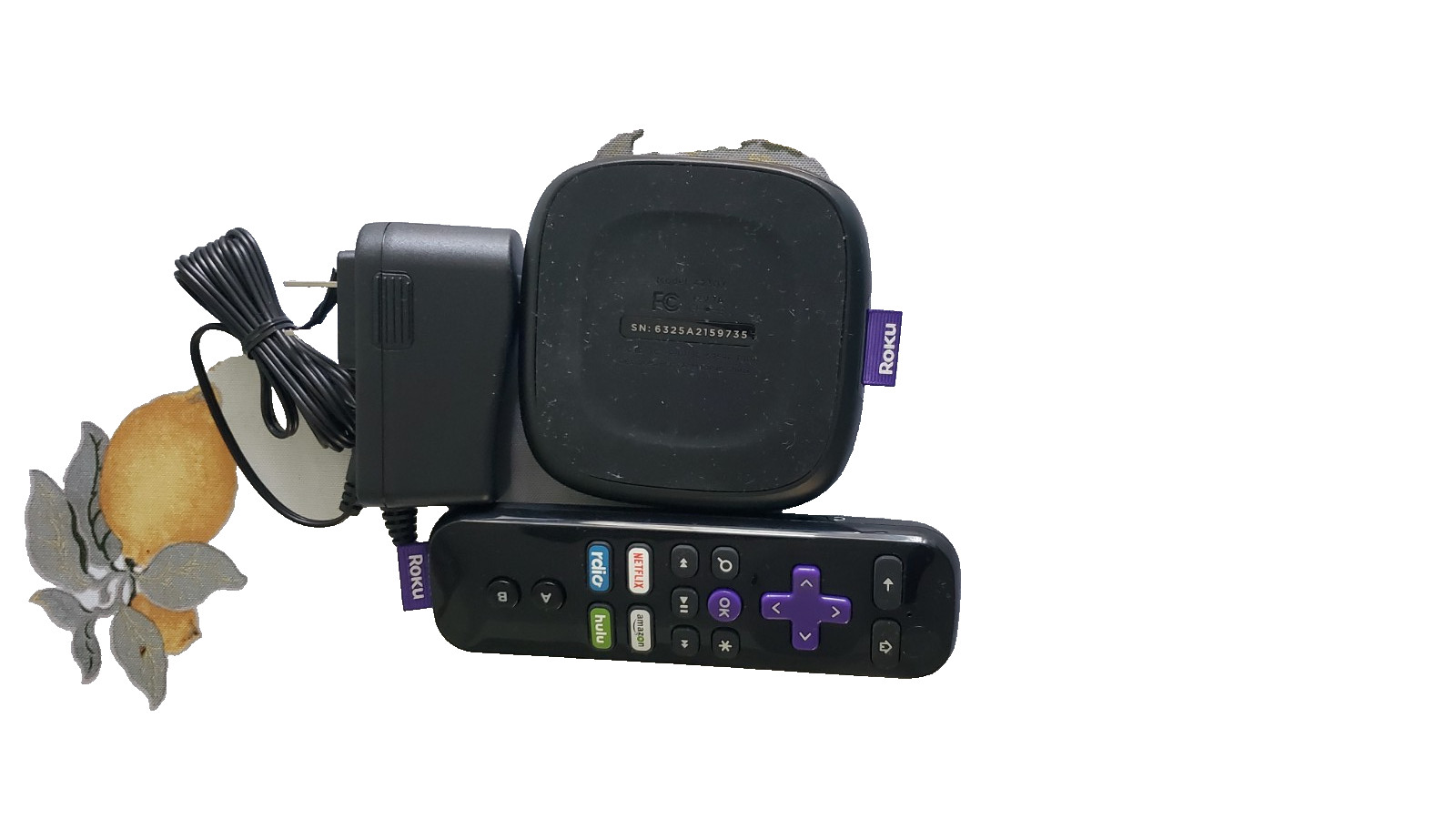 Roku 3 Digital HD Media Streamer Black model# 4230X with remote, and adapter