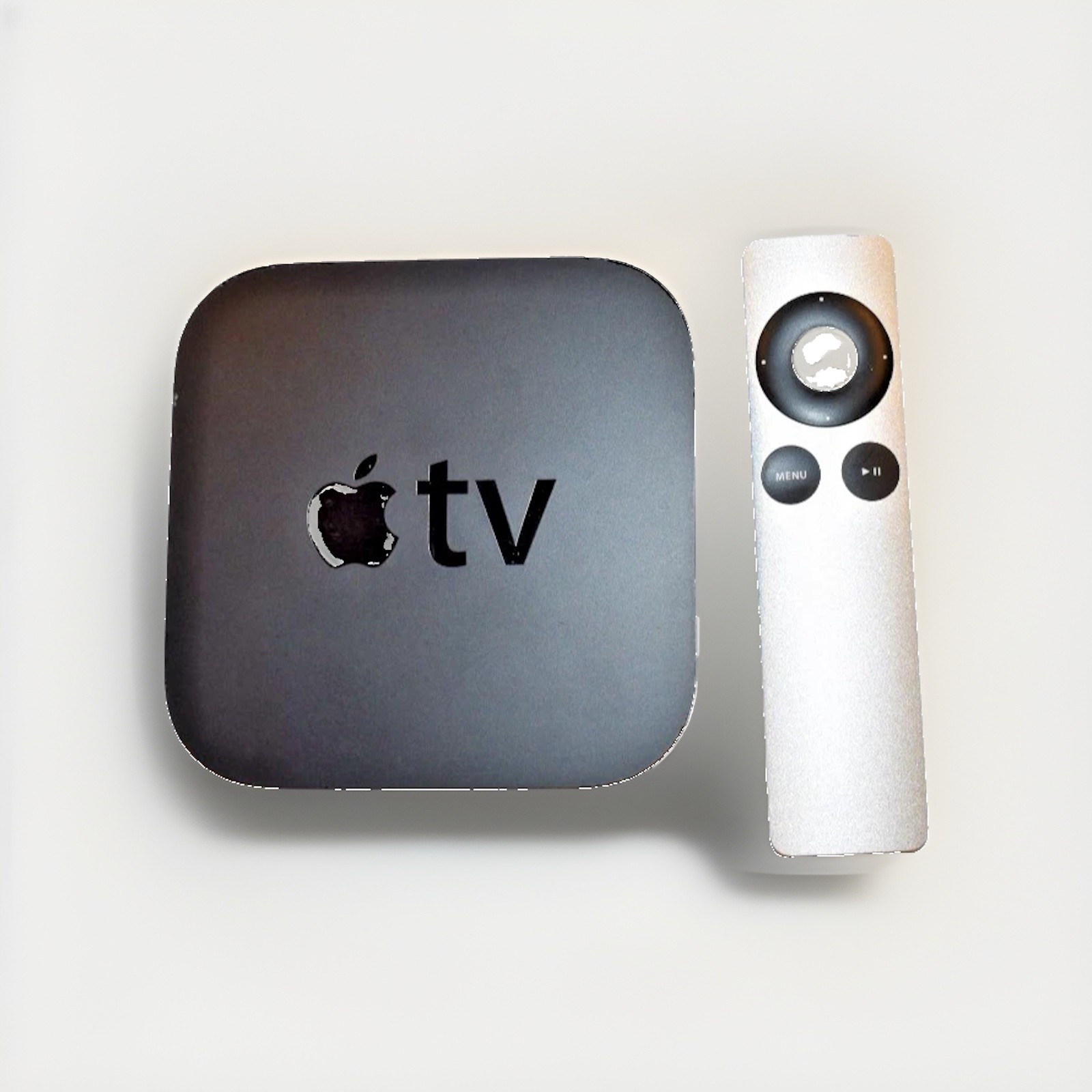 Apple TV HD 4th Gen A1625 32GB Media Streamer Siri Remote Tested Working