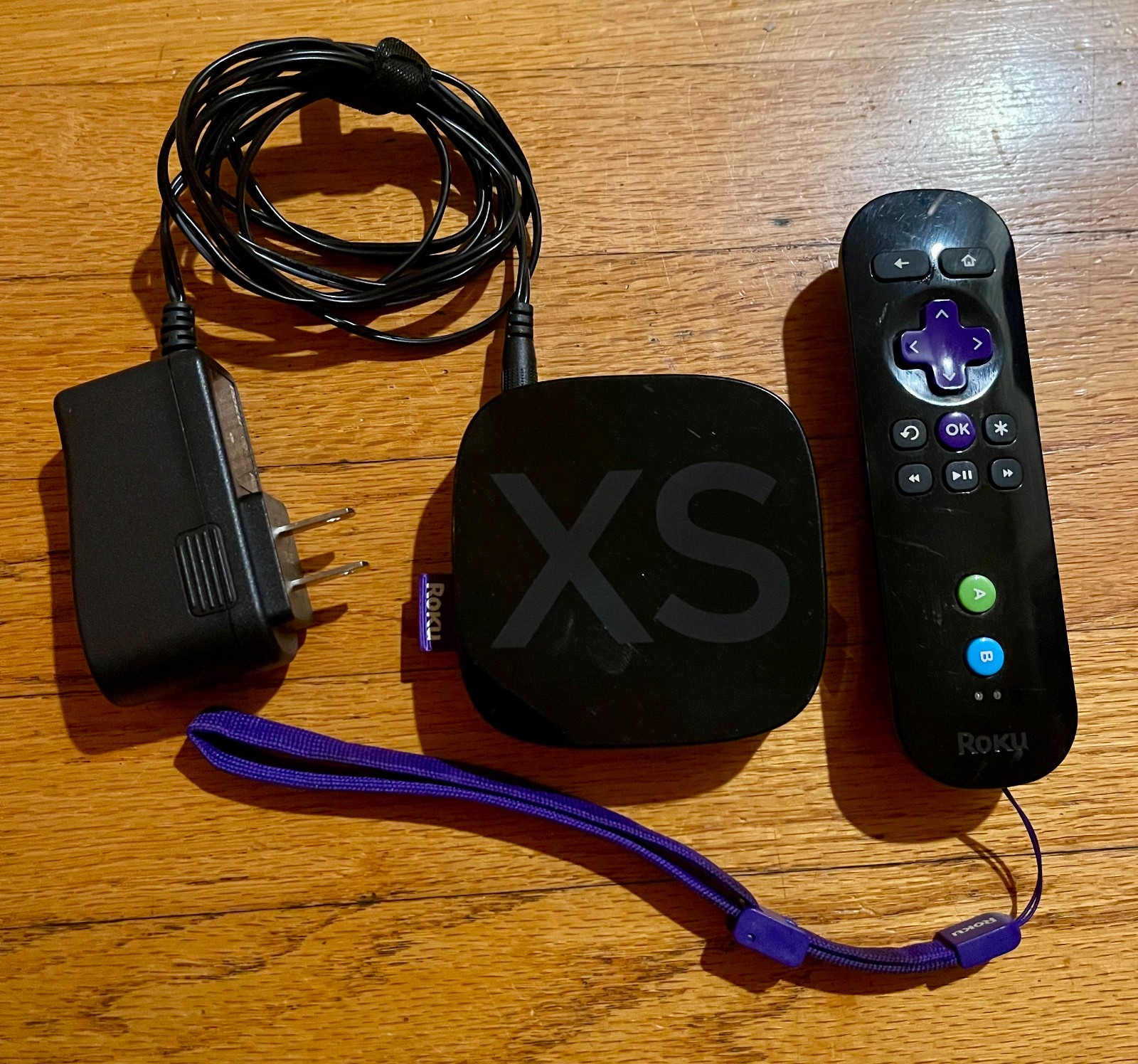 Roku 2 XS Model 3100X Streaming Device Tested with Remote & Power Adapter