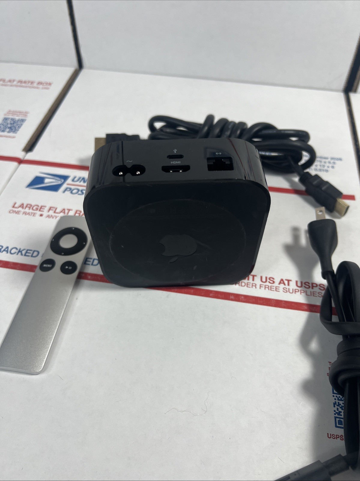 Apple TV A1625 (4th Gen) 32GB HD Streamer + Remote – SAME DAY SHIP – WARRANTY !-