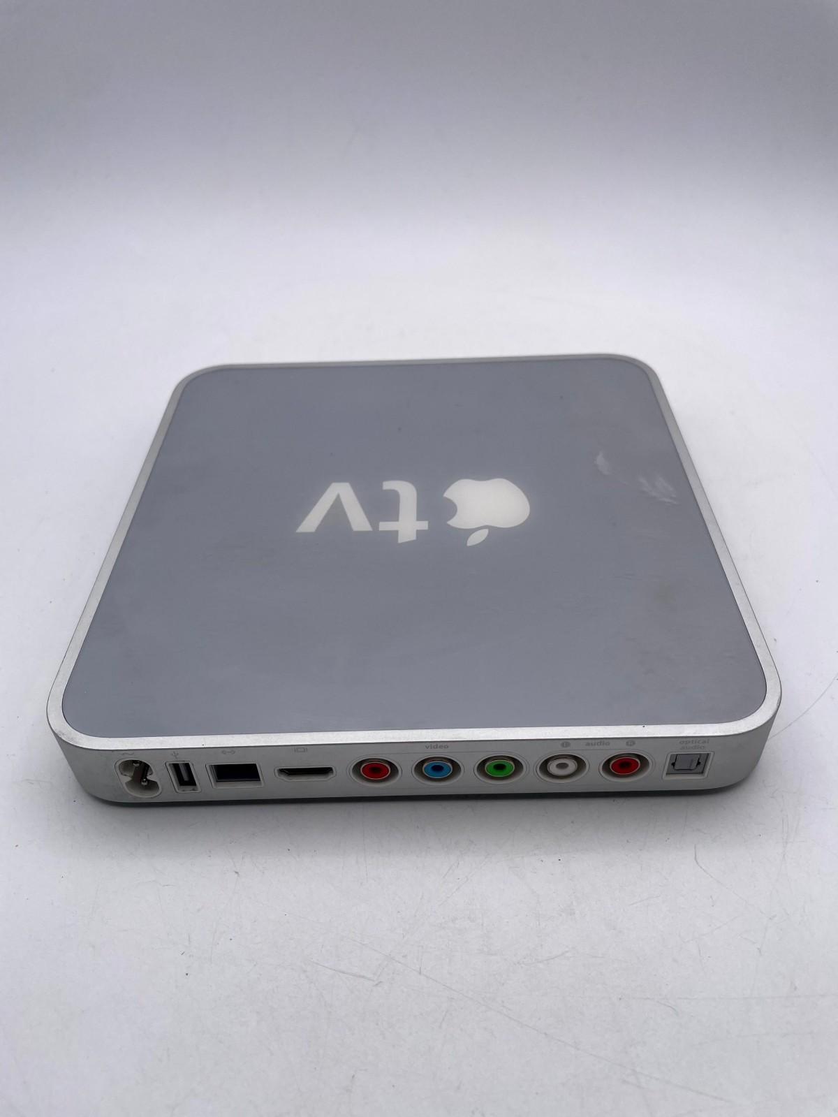 Apple TV 1st Generation A1218 Media Streamer Silver USB 2.0 HDMI Ethernet Port