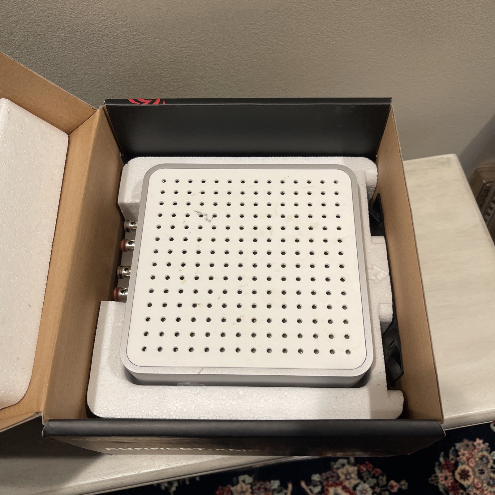 Sonos Connect:Amp Digital Media Streamer – White/Gray (CTAZPUS1)