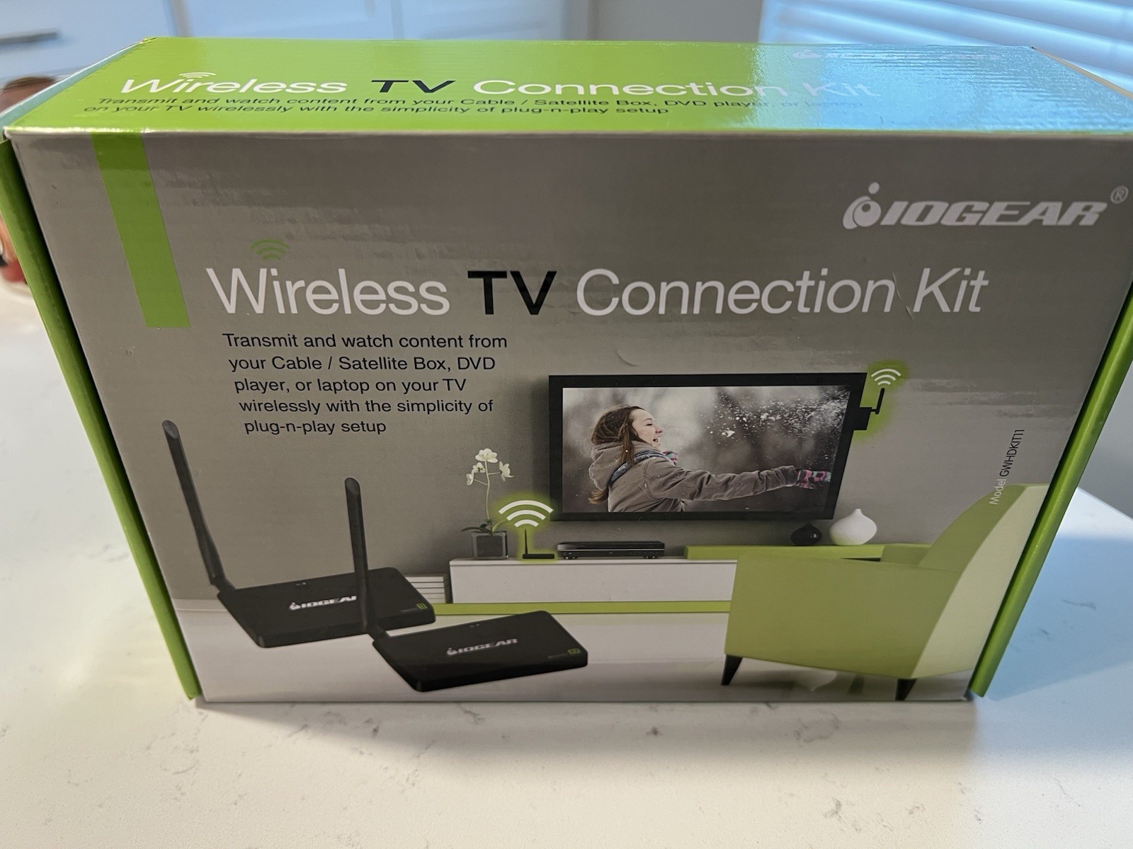 IOGEAR Wireless HDMI TV Connection Kit (Model GWHDKIT11). Good Condition!