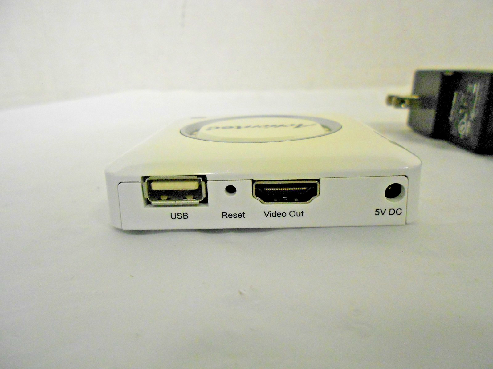 Actiontec ScreenBeam Pro Edition SBWD100B Wireless Display Receiver