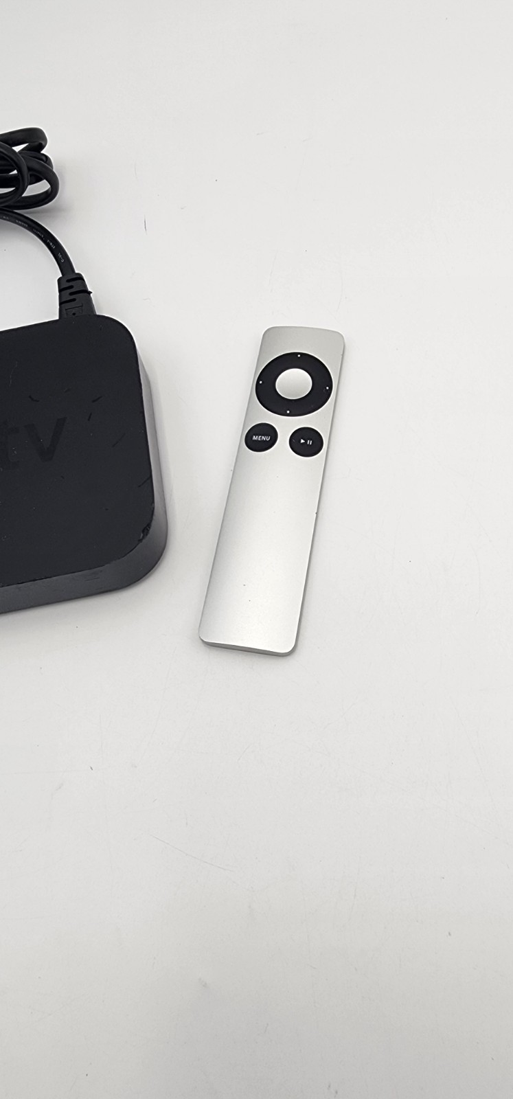 Apple TV 2nd Generation A1378 Streaming Media Player MC572LL/A W/ Remote -Tested