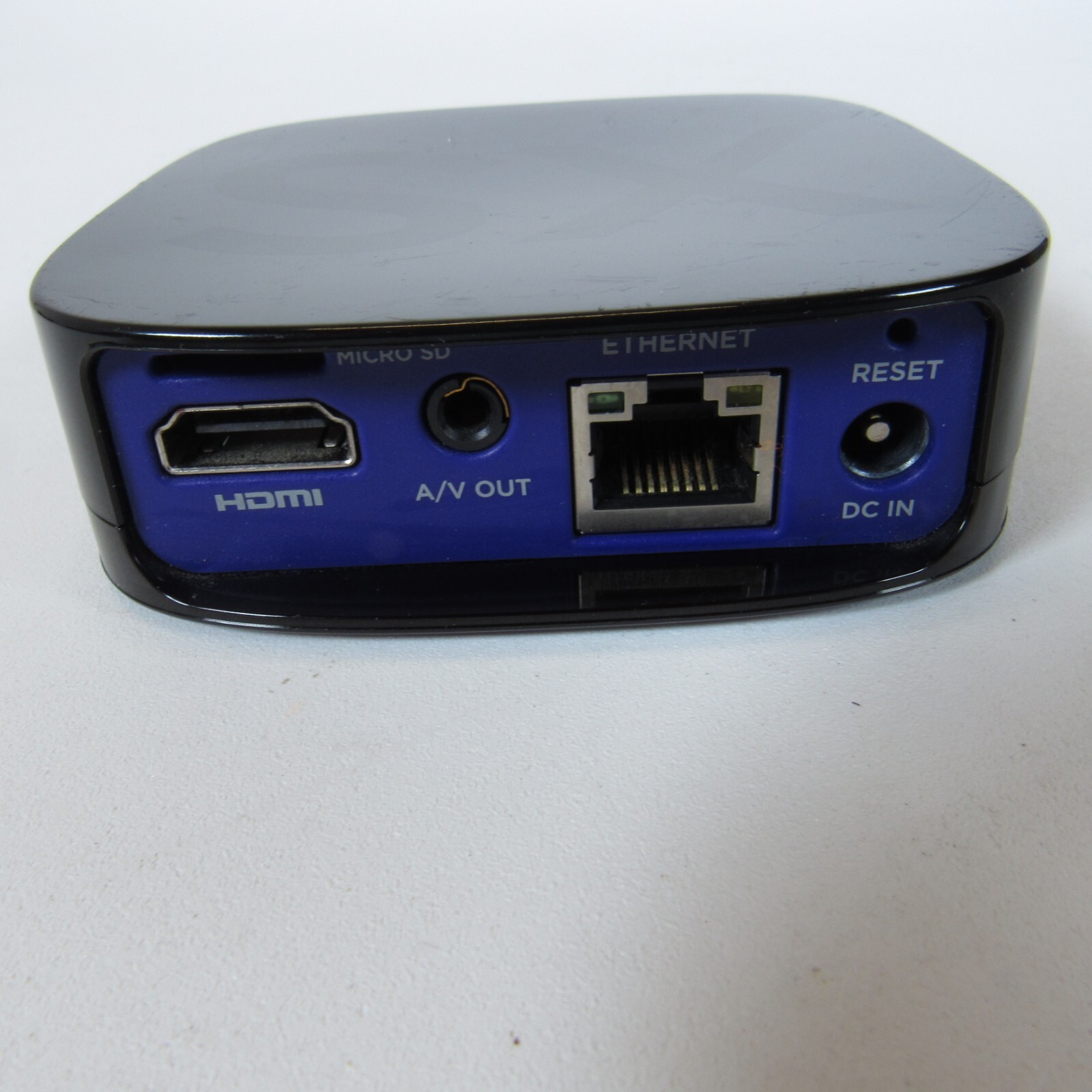 Roku 2 XS Media Streamer 3100X – Black w/ Remote & Adapter/HDMI Cord
