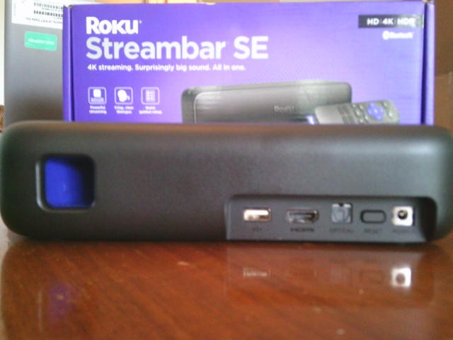 Roku Streambar SE 4K HDR Bluetooth Streaming Soundbar Media Player 9104RW