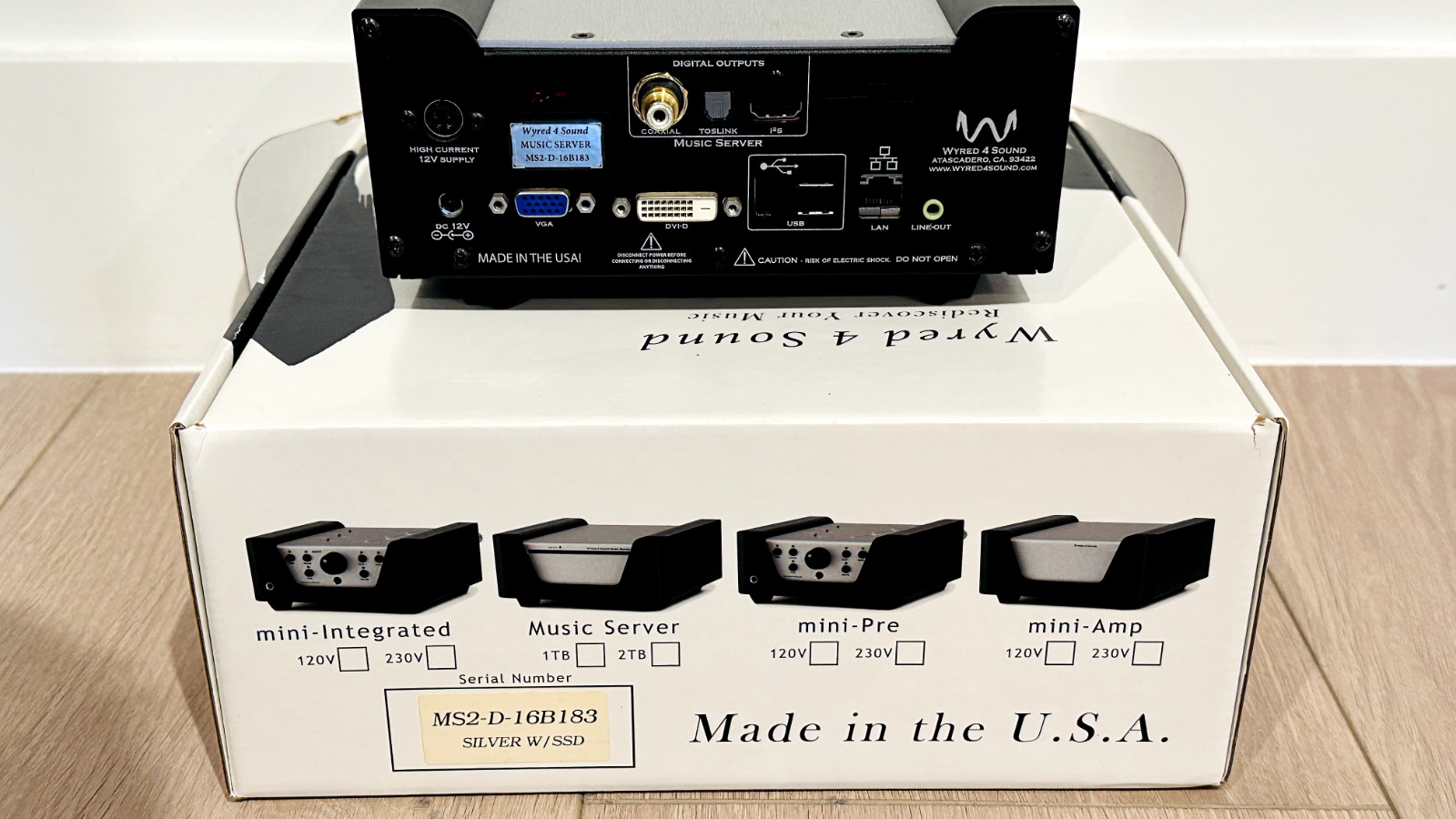 Wyred 4 Sound MS2-D-16B183 Music Server 3TB Silver Works Great EXCELLENT