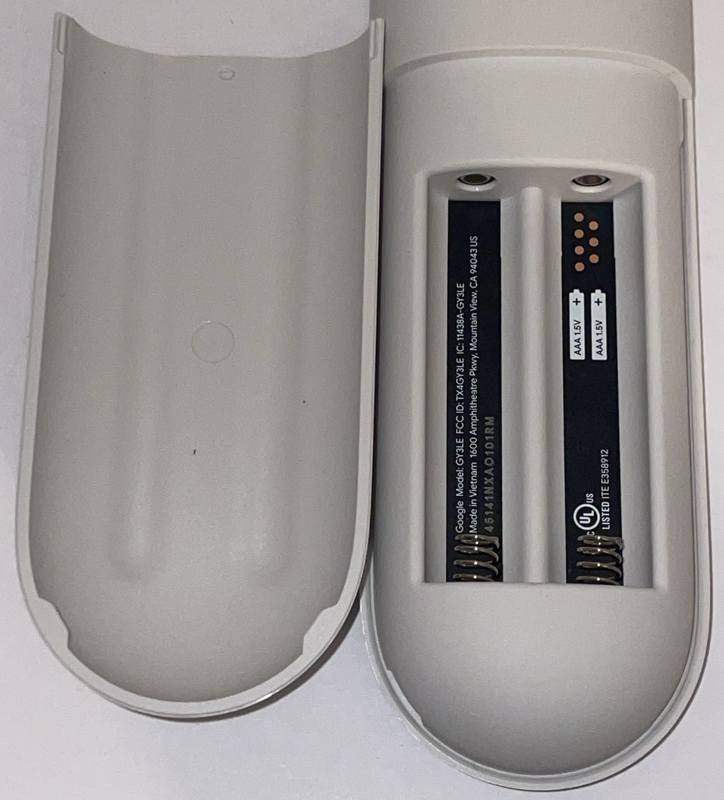 Google TV Streamer 4K 32GB with Voice Remote – Porcelain Tested