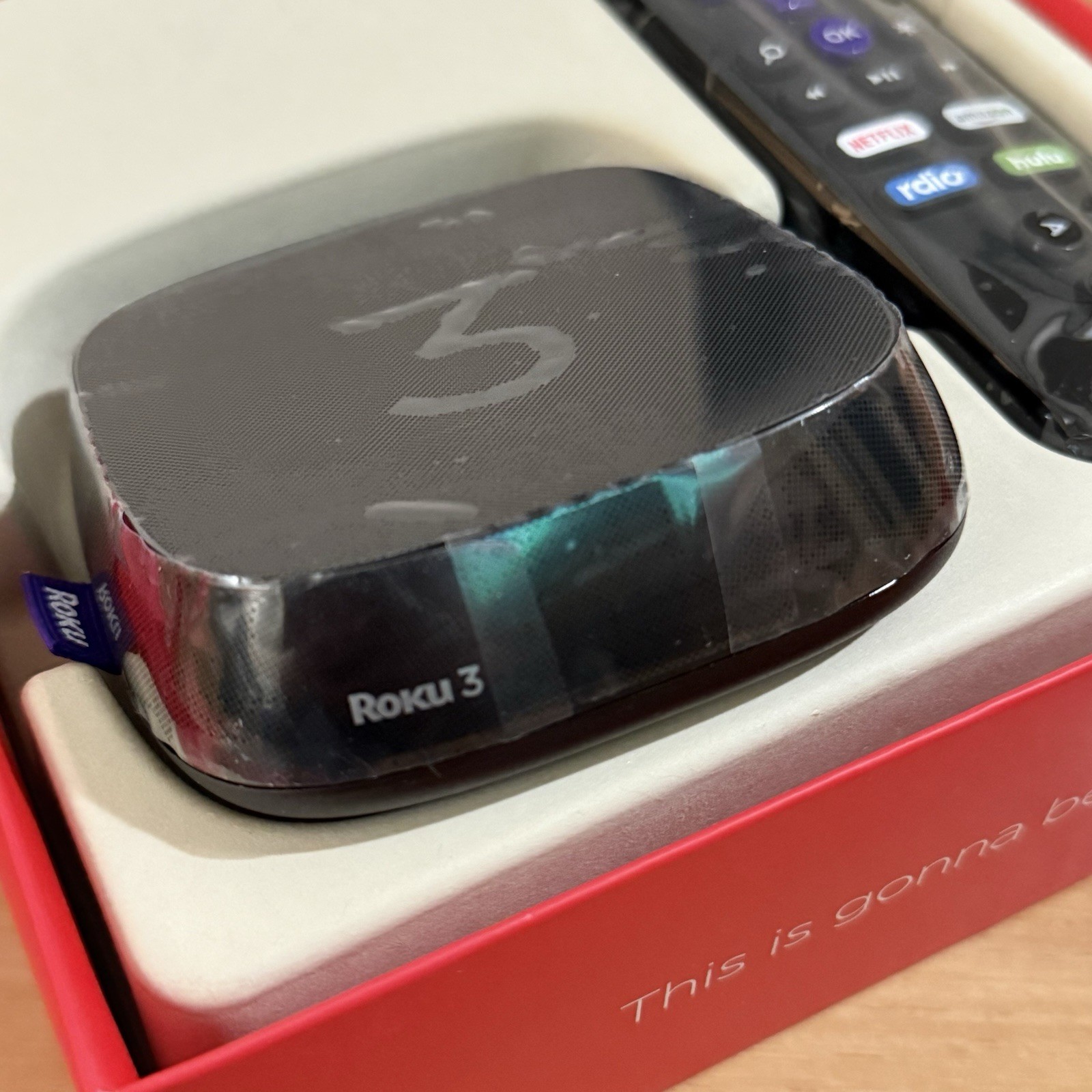 Roku 3 3rd Gen Media Streamer 4230R Black New Open Box