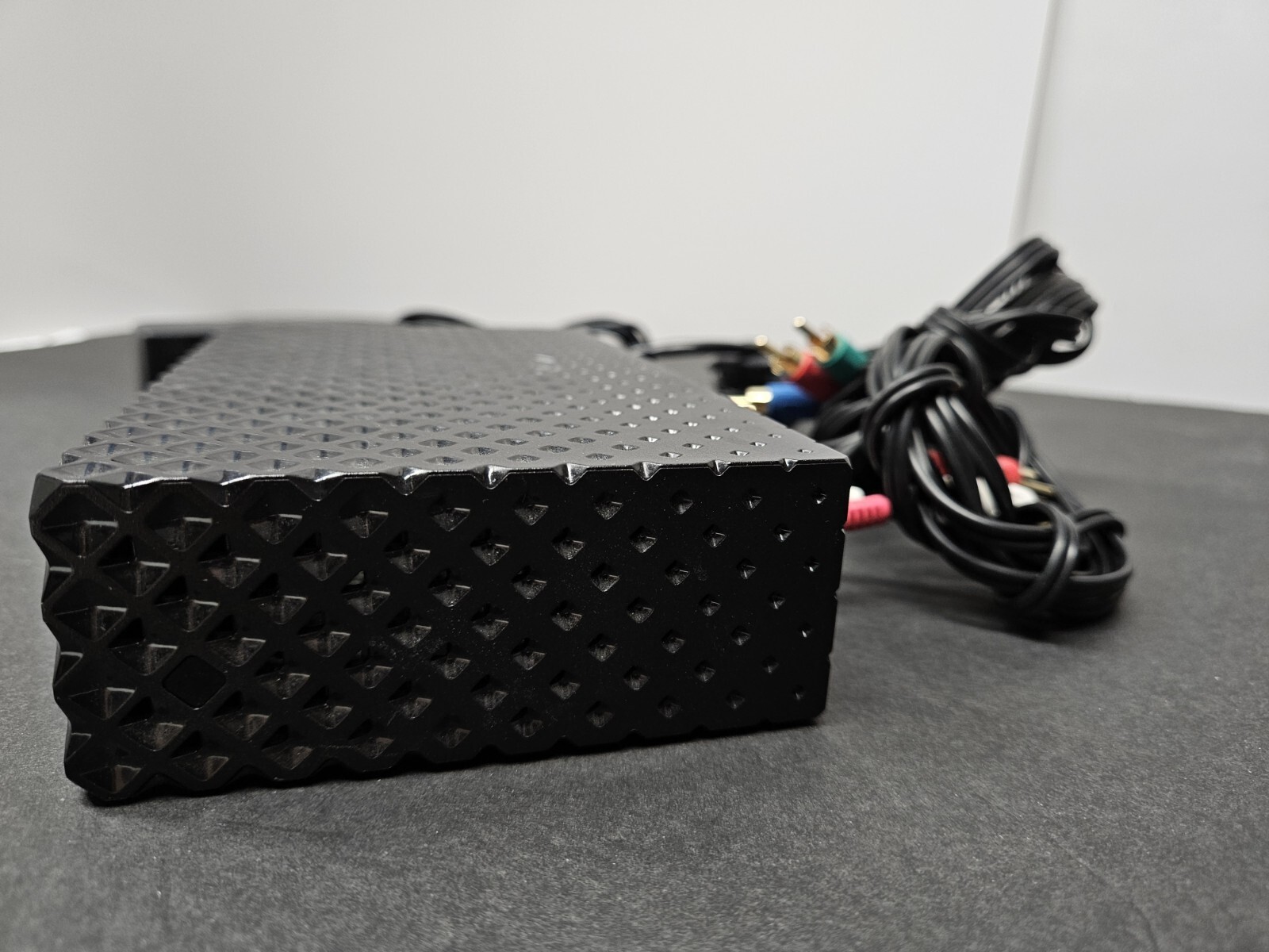 Sling Media Slingbox SB350 OEM Digital HD Media Streamer with all Cables 350 Box