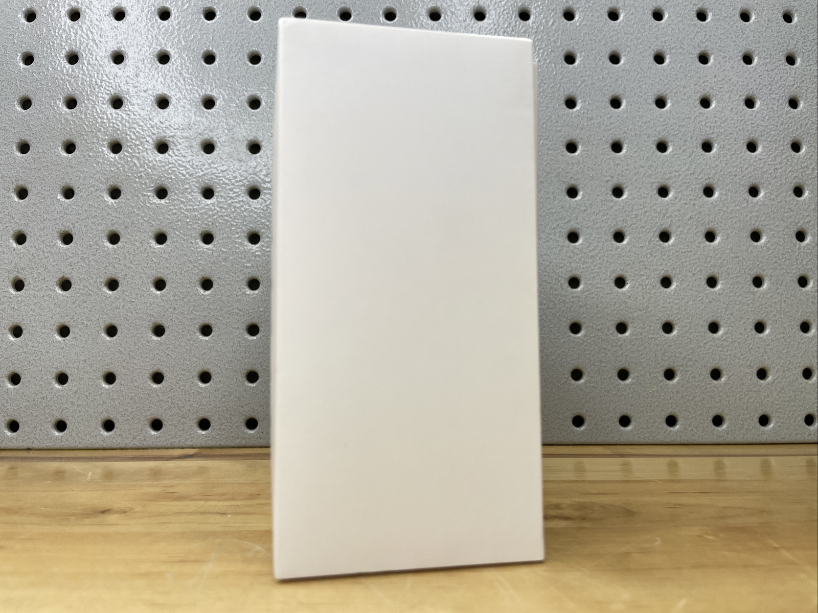 Apple TV 4K HDR 32 GB – (Empty Box Only) – Product BOX Model A1842