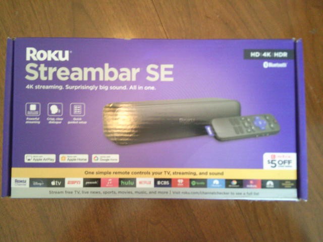 Roku Streambar SE 4K HDR Bluetooth Streaming Soundbar Media Player 9104RW