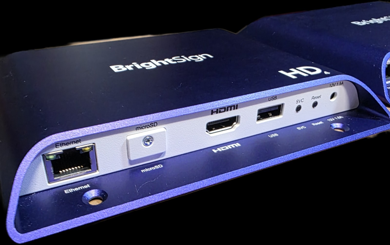 Brightsign HD1024 Full HD Expanded I/O HTML5 Player – Blue