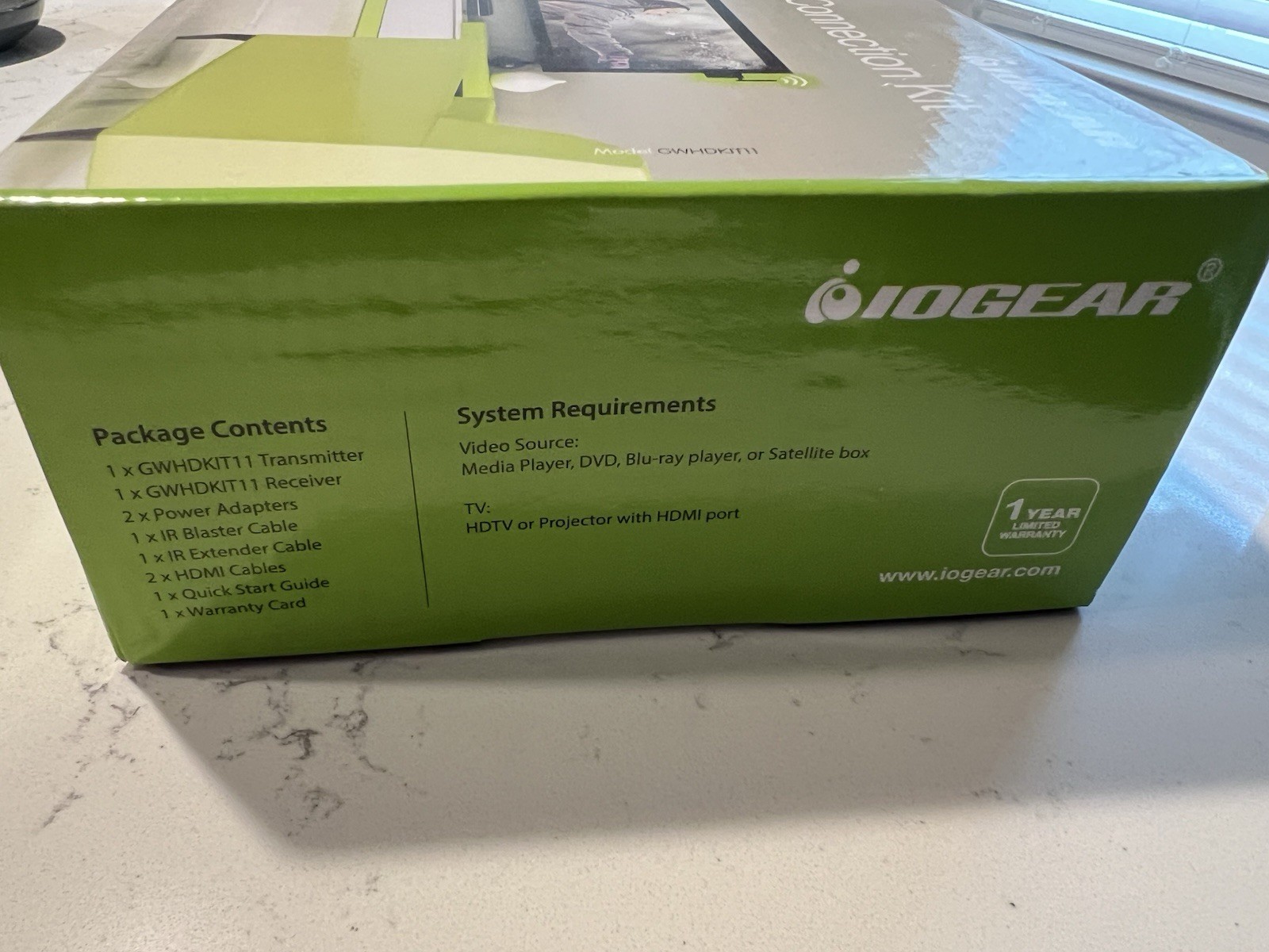 IOGEAR Wireless HDMI TV Connection Kit (Model GWHDKIT11). Good Condition!