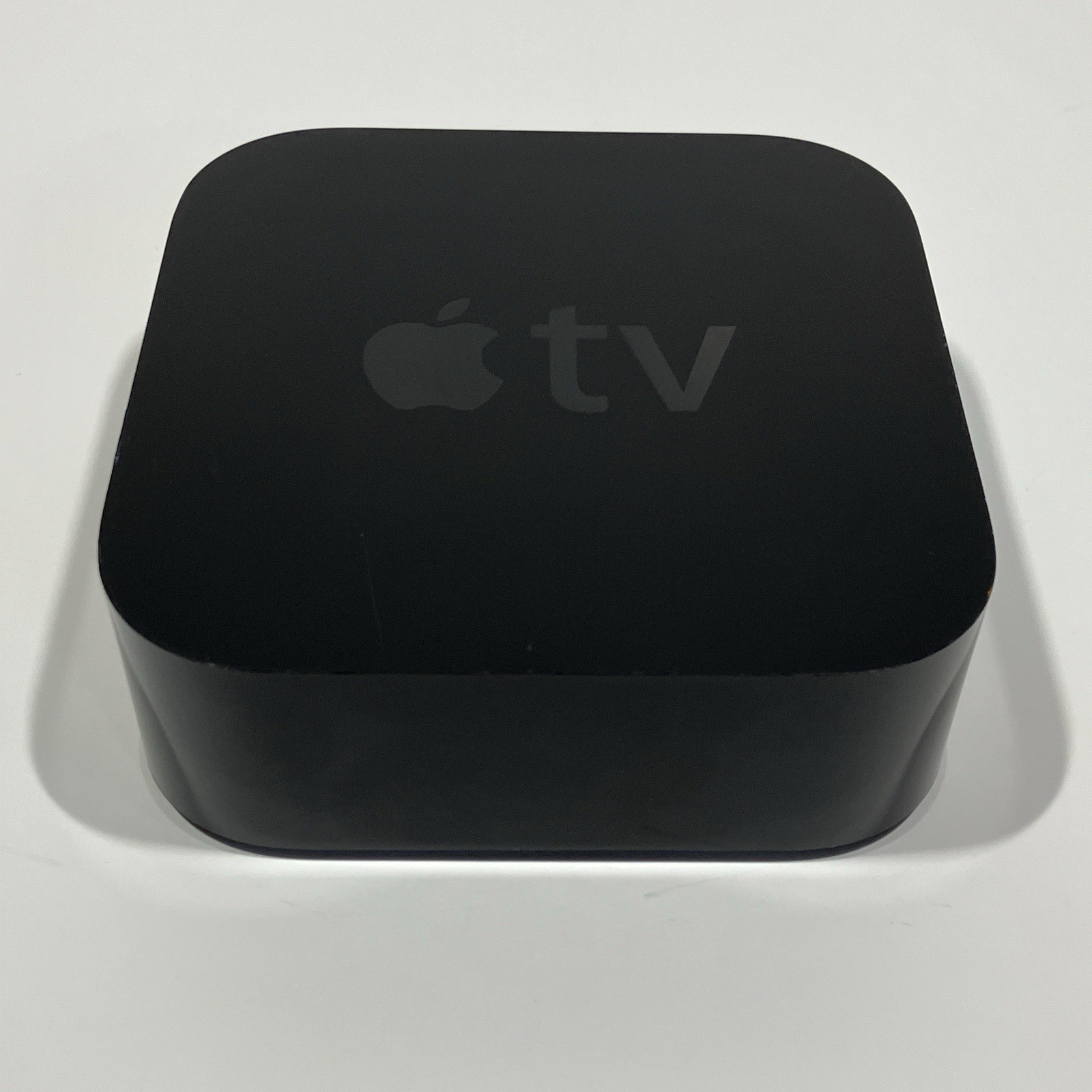 Apple TV (4th Generation) 32GB HD Media Streamer A1625 – Black (MR912LL/A)