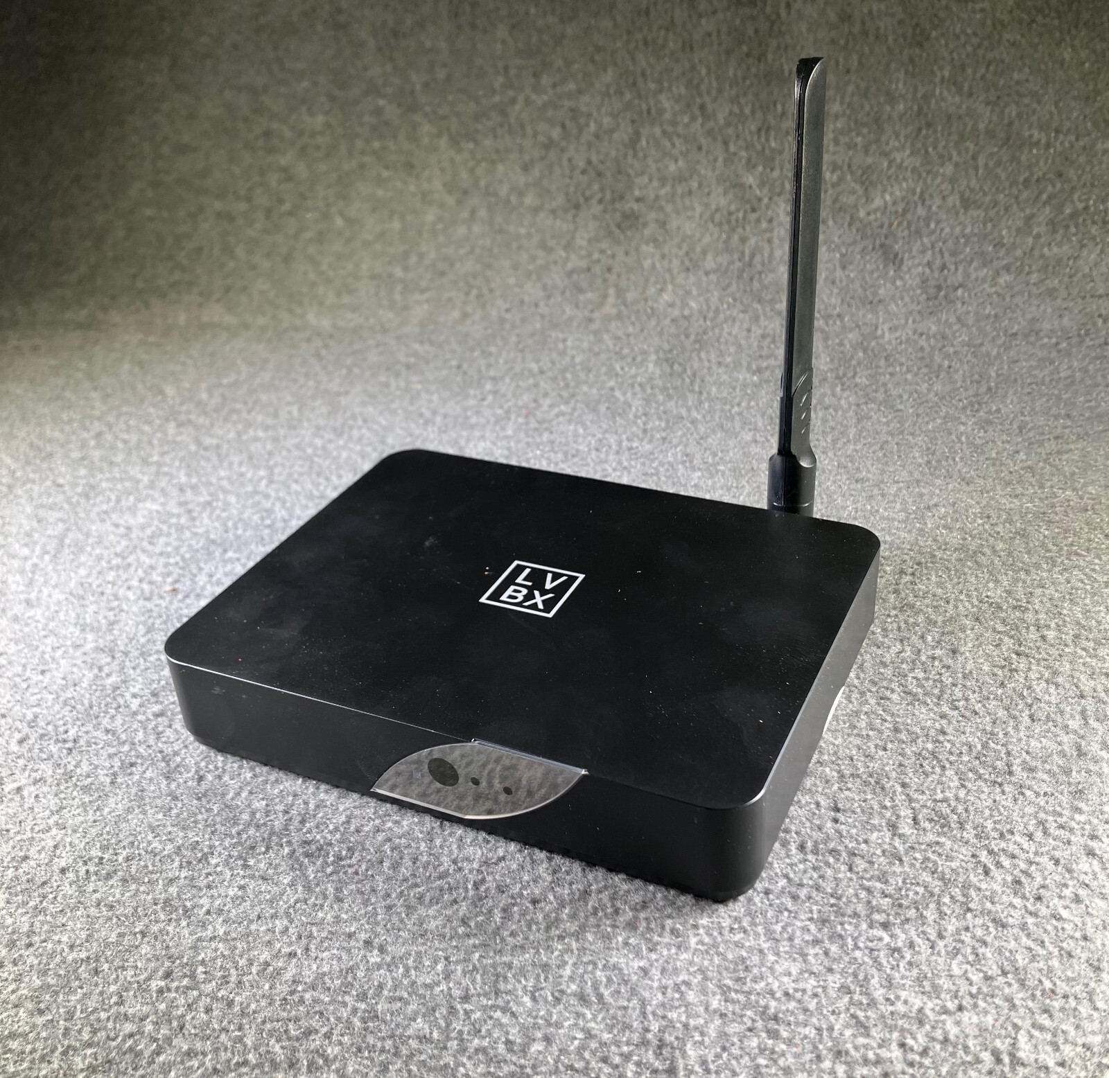 LVBX V12US High-Definition Multimedia Interface remote GIEC Android TV streamer