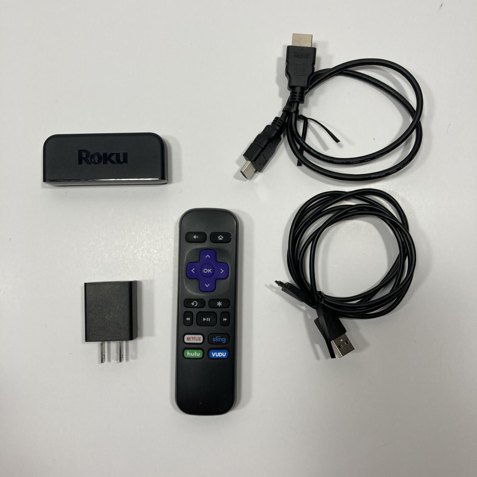 Roku 3900x Express HD Streaming Player Remote Power Adapter HDMI Cord Bundle