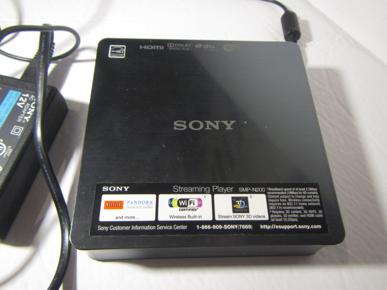 Sony SMP-N200 Network Media Player / Remote / Power Adapter / Complete