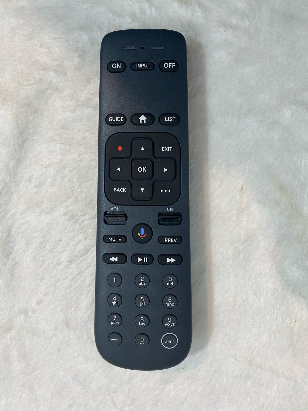 DIRECTV Gemini Air Streaming Device 4K Model P21KW-500 Wth AC Adapter and Remote
