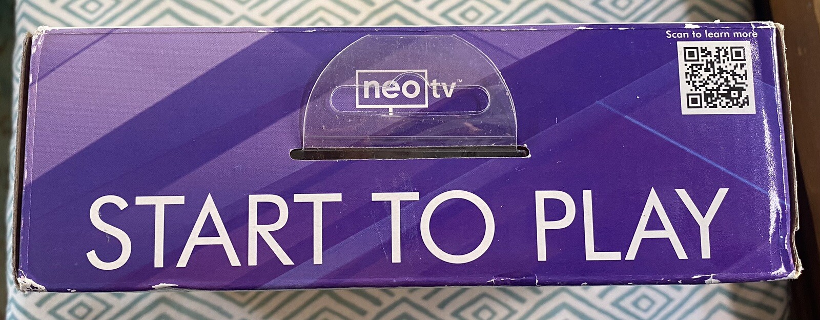 Netgear NTV300-100NAS NeoTV Digital HD Media Streamer Pre-owned (boxR)