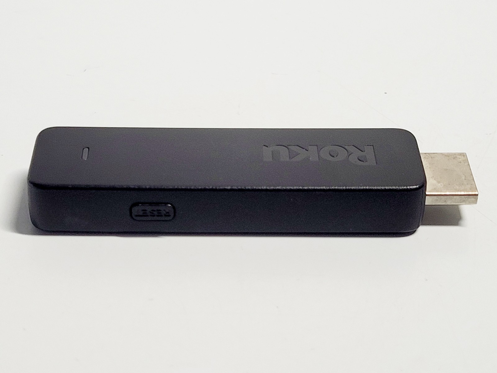 Roku USB Streaming Stick 3600X (2016 Model) Resolution 1080p Amazon/Netflix/Hulu