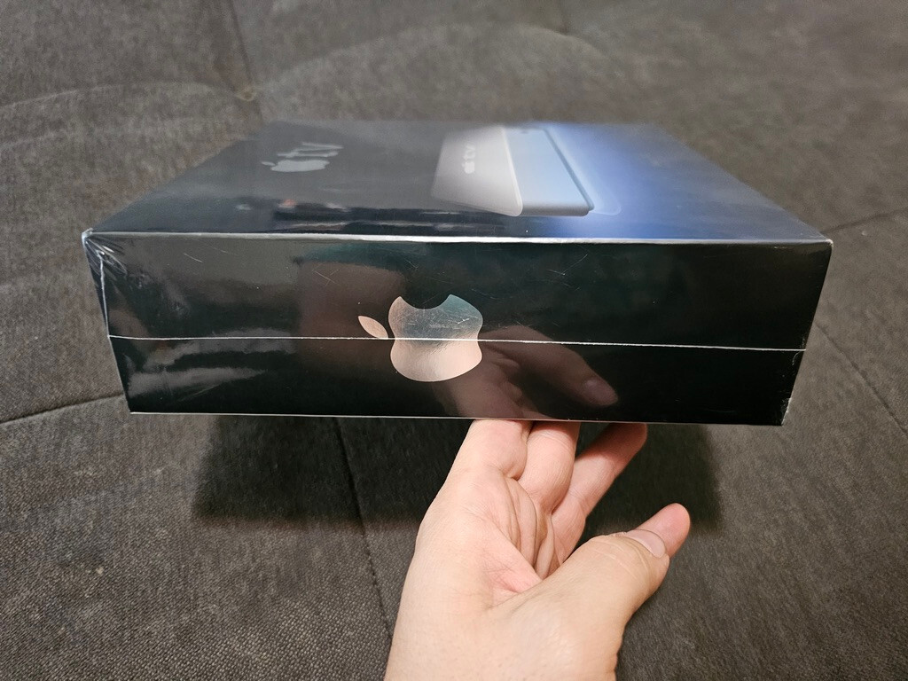 RARE MAC + PC Apple TV (1st Generation) 160GB Media Streamer. A1218. NEW SEALED.