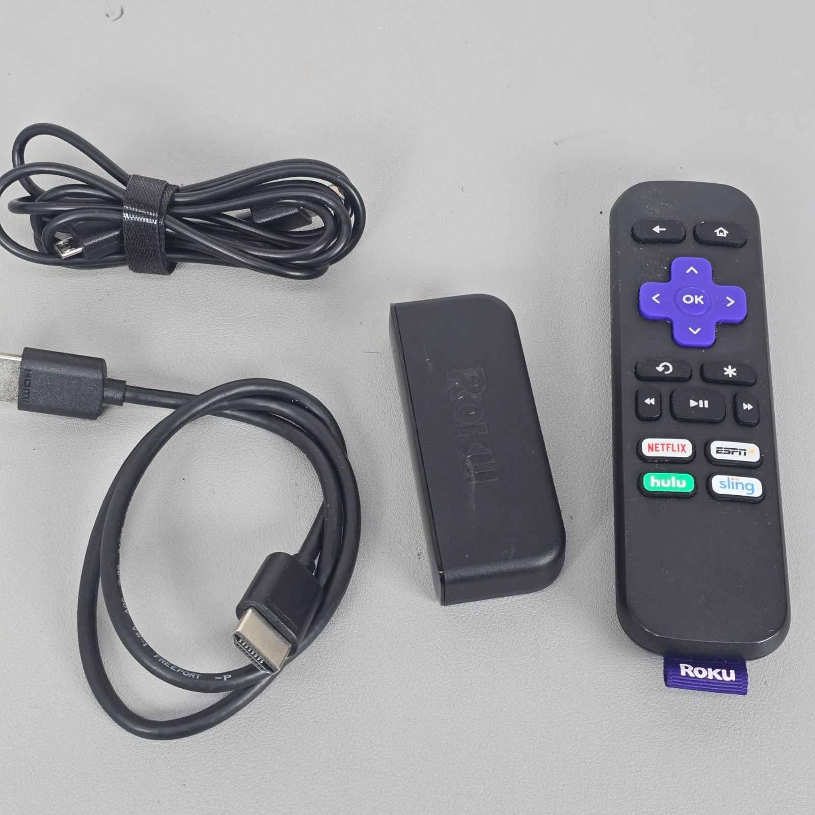 Roku 3900x Streaming Stick HD/4K/HDR Media Player W/ Remote & Power Cables Works