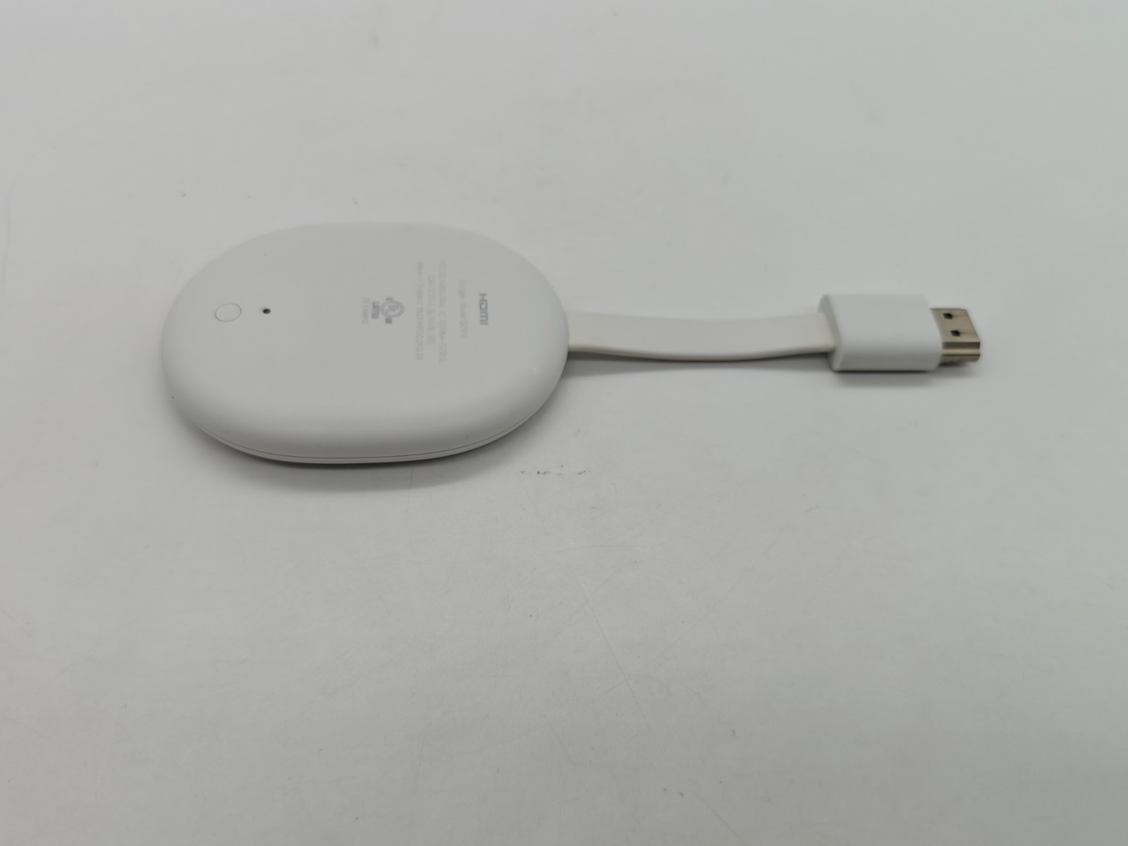 Google Chromecast 4K GZRNL Media Streamer White – With Remote / Main Unit