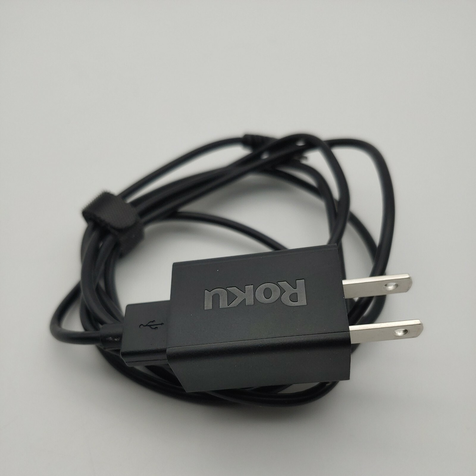 Roku Streaming Stick – Portable, Power-Packed, Remote