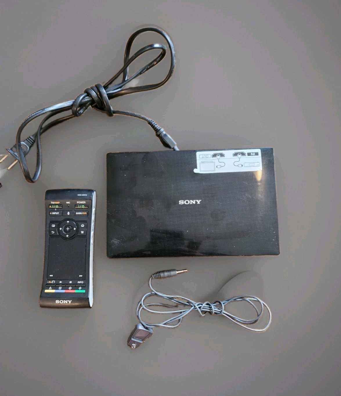 Sony Digital Media Streamer NSZ-GS8 Dual-sided Remote Bluetooth/8 GB/Google TV
