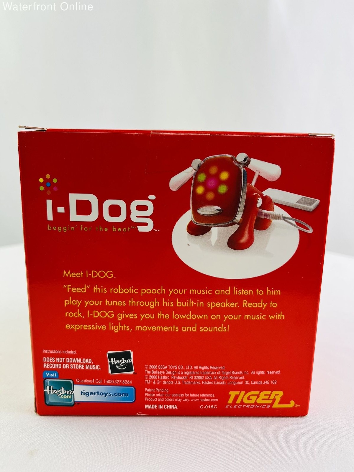 Hasbro I-Dog Red Interactive Music Player Toy Electronic Target Exclusive NIB