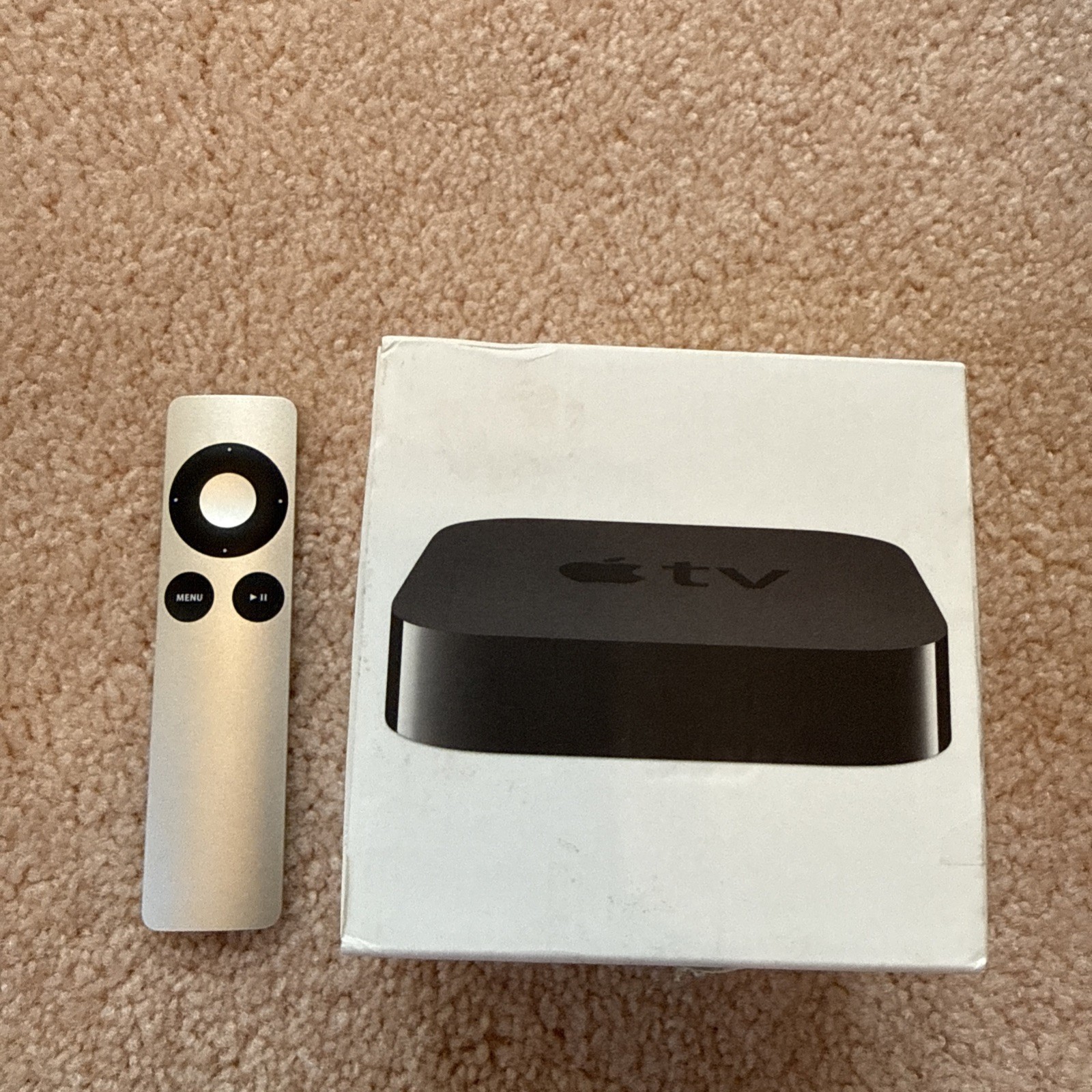 Apple TV 2 2nd Generation A1378 MC572LL/A Streaming Media Player Good