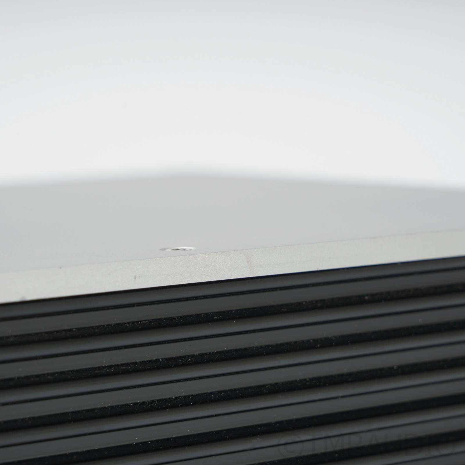 Aurender N100H Network Server; 8TB (Manufacturer Warranty)