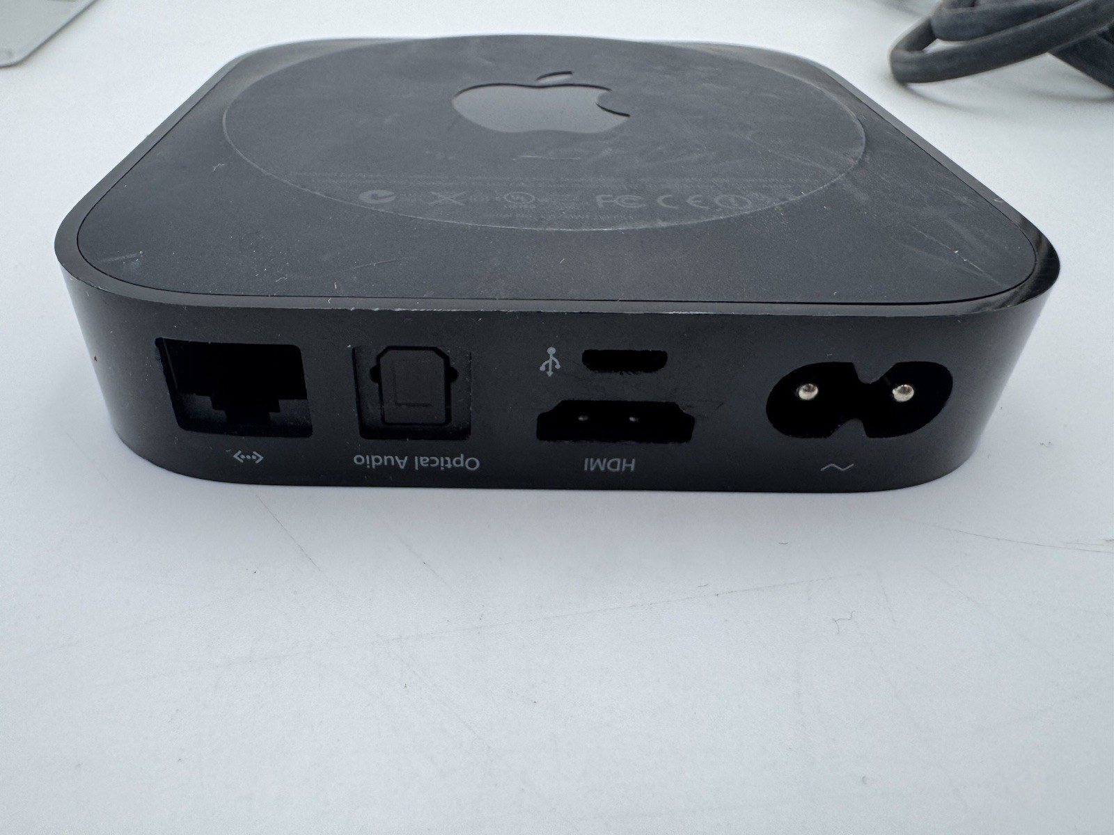 Apple TV MD199LL/A A1469 (3rd Generation) with Remote MD199LLA Tested Works