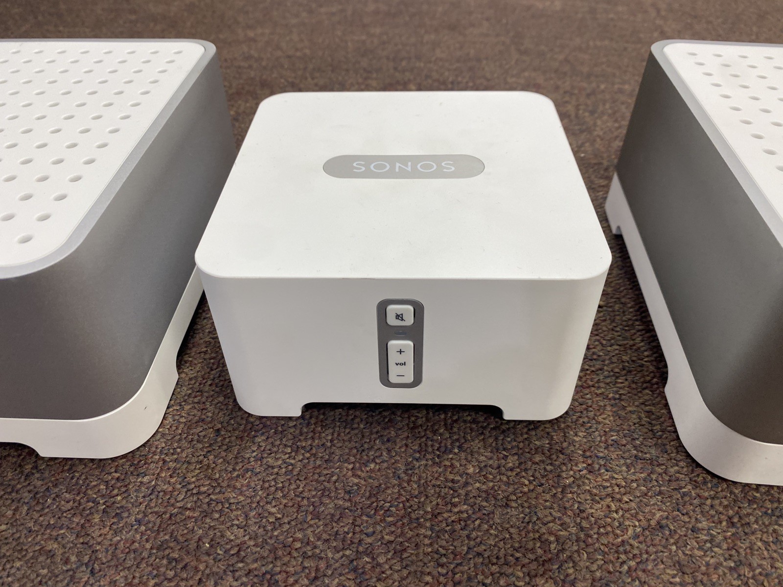 2 Sonos Connect Amp Wireless Amplifier & 1 Sonos Connect Wireless Receiver BUNDL