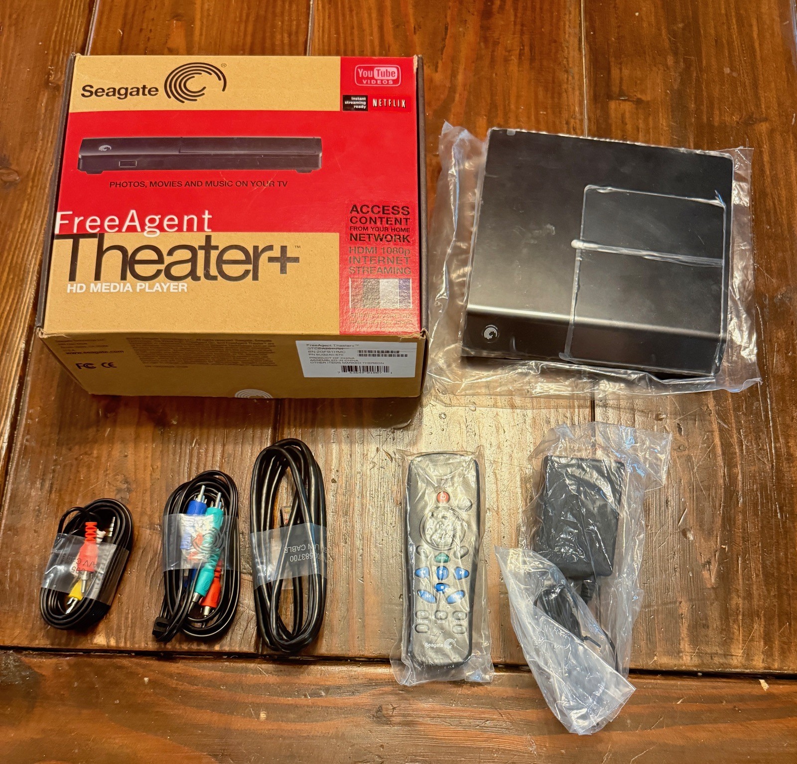 Seagate Free Agent Theater+ HD Media Player Streamer new in open box